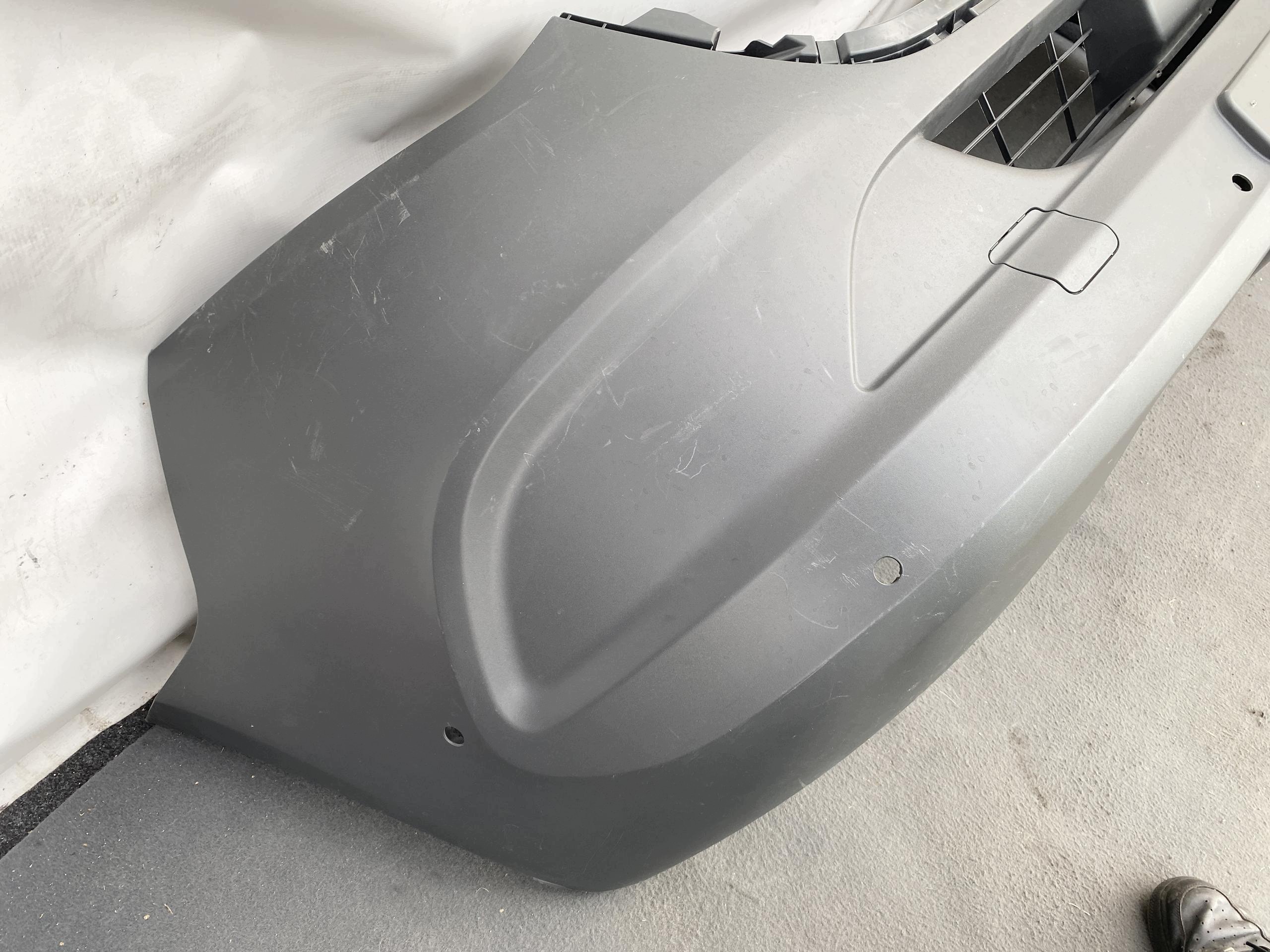 SPRINTER 907 910 17- front bumper front grey A9078808702 PDC original