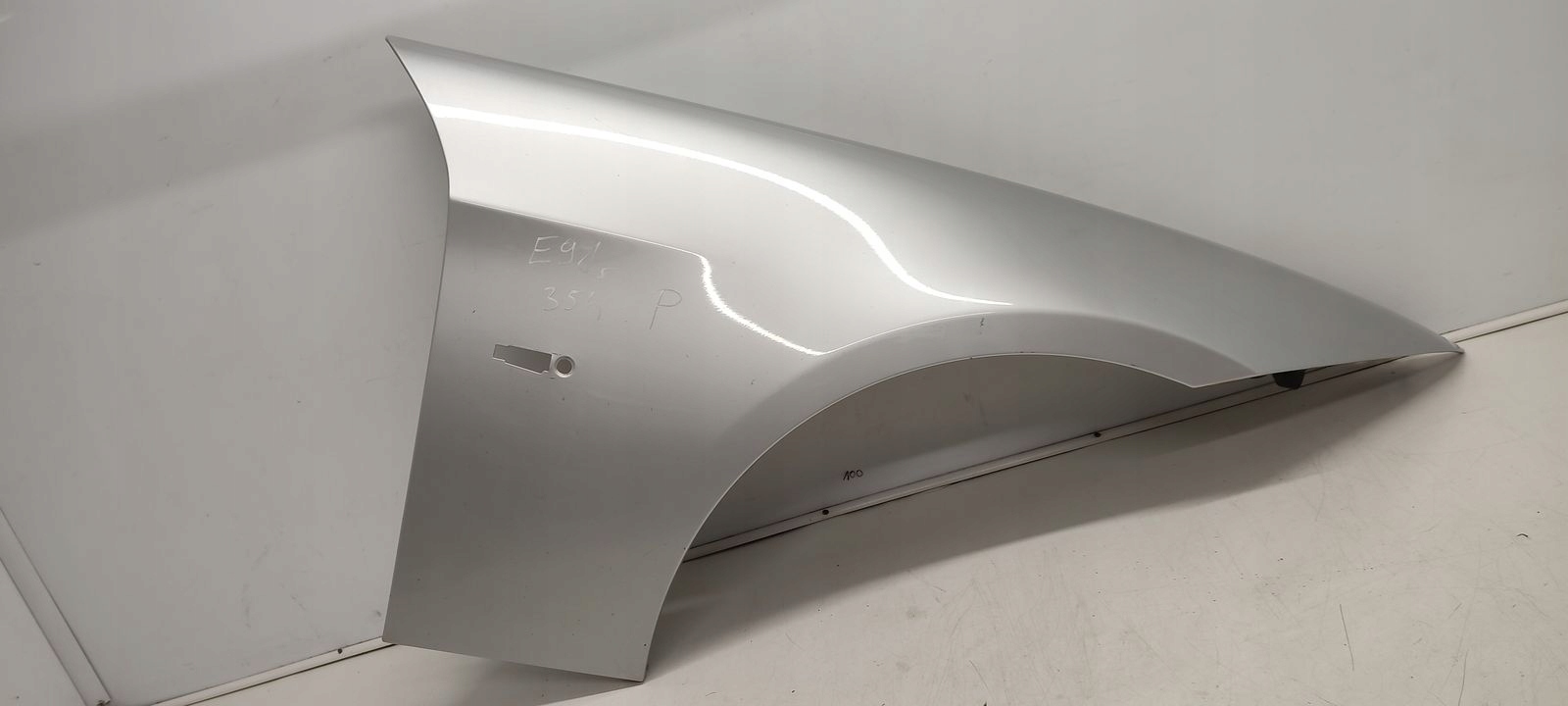 fender right front front BMW E91 354