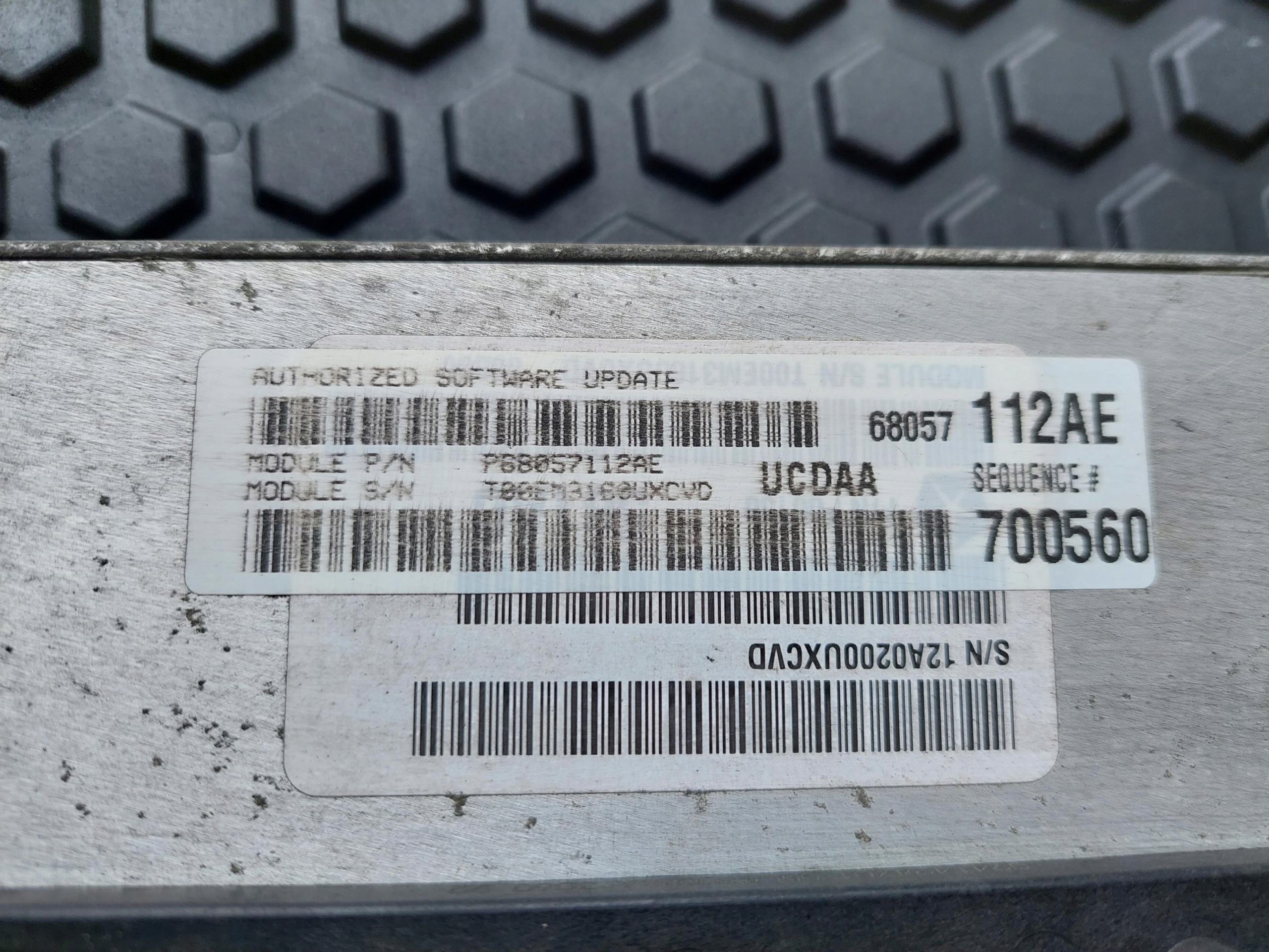 control unit computer of the engine P68057112AE DODGE RAM 4 IV 1500 5.7 V8 HEMI
