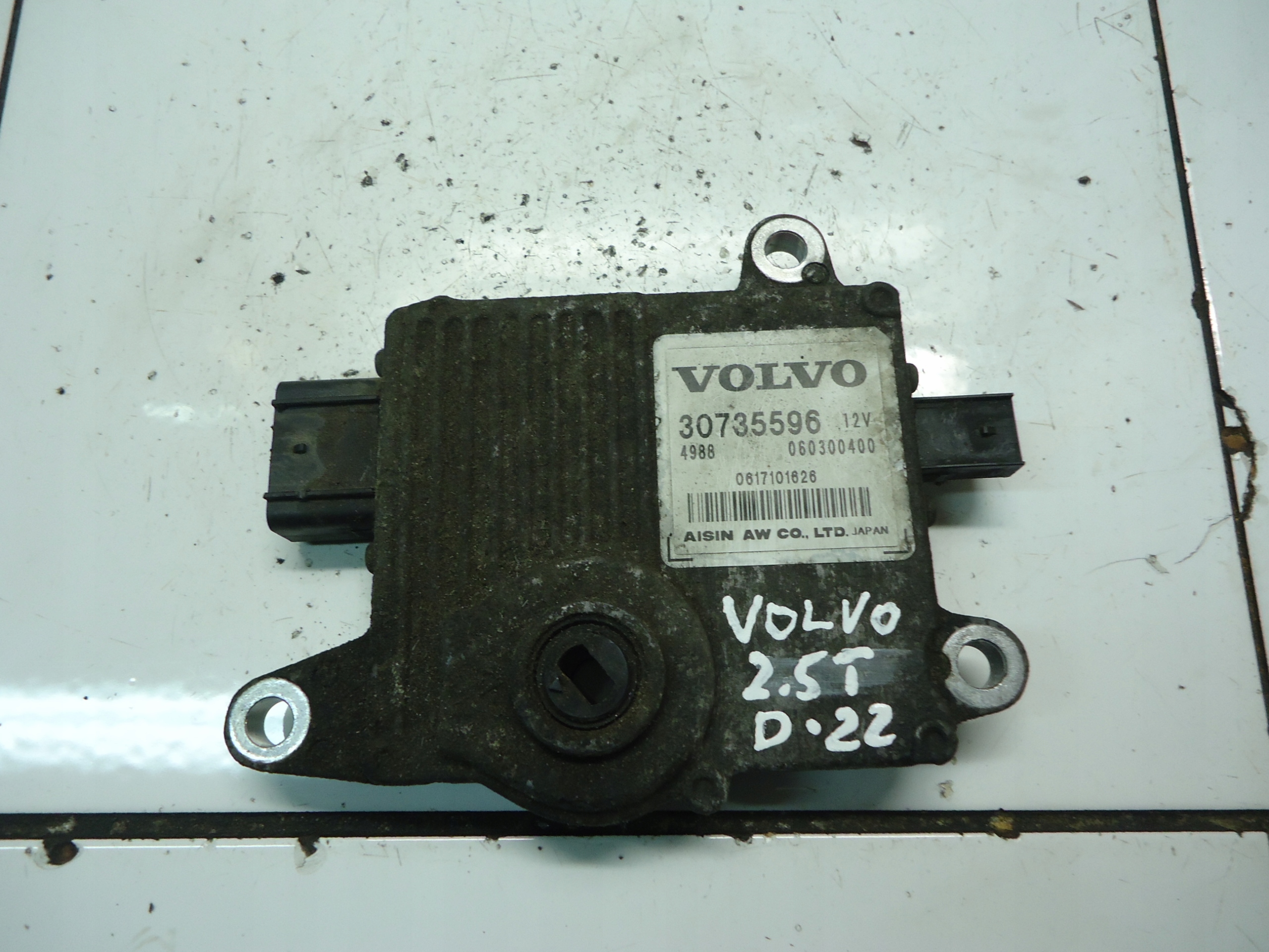 VOLVO S60 S80 V70 2.5T control unit gearboxes 30735596