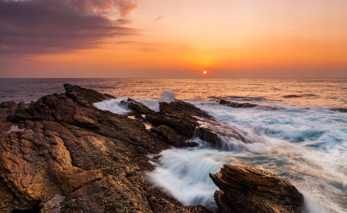

Fototapeta Flizelinowa Skaliste wybrzeże 416x254