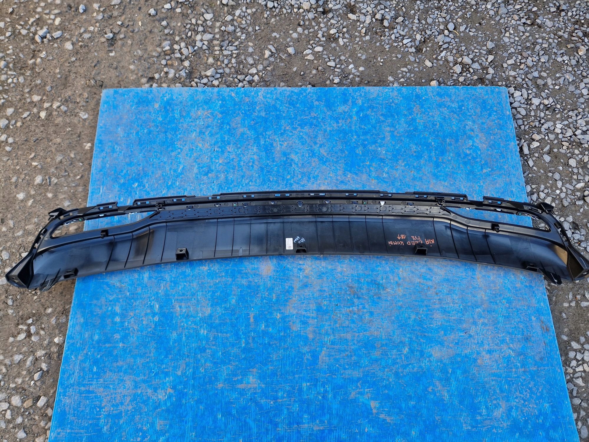 SPOILER DER STOSSSTANGE HINTEN KIA CEED III KOMBI 18R->