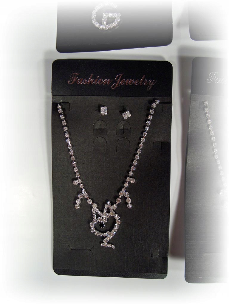 NASZYJNIK CYRKONIE KOLCZYKI KOLIA ŁAŃCUSZEK KOMPLE Płeć kobieta