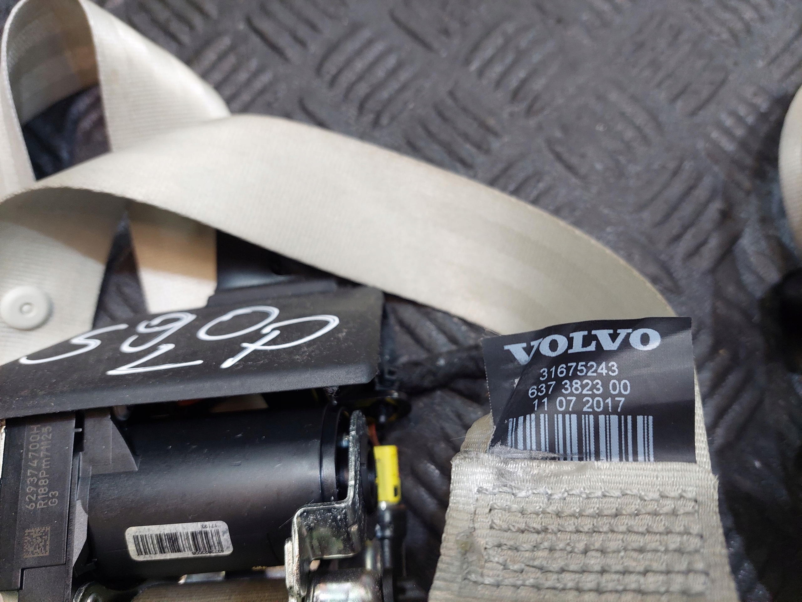tension belt safety front front left EUROPA VOLVO S90 II V90