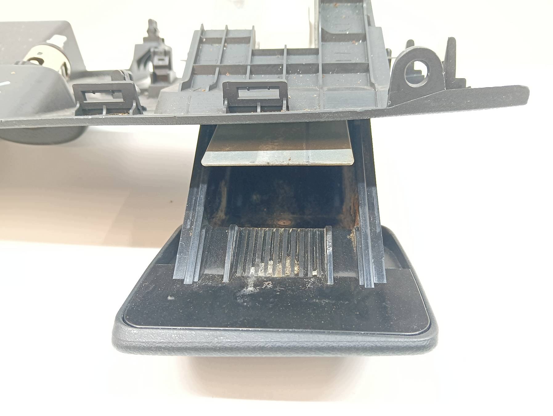 Cendrier Couverture tablier moteur 7732SJD Honda FR-V et (2004-2009)