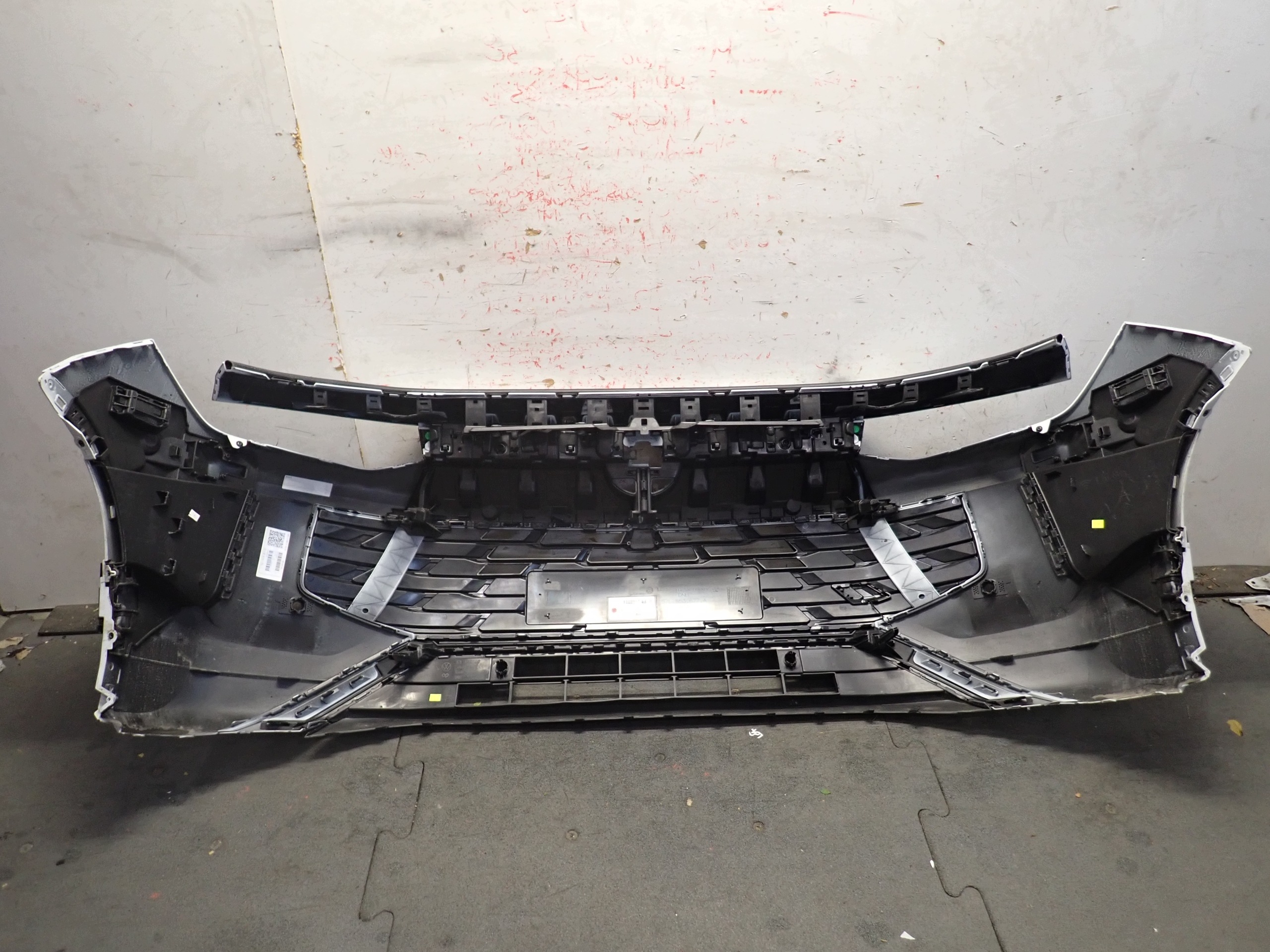 bumper front front VW TAYRON 2024- 57L