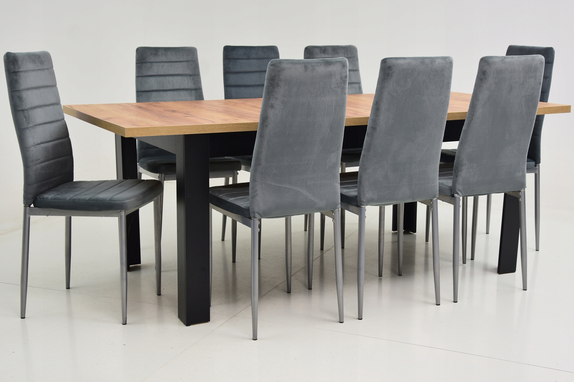 Rozsuwany stół do 200 cm i 8 SZARYCH krzeseł SALON Szerokość stołu 90 cm