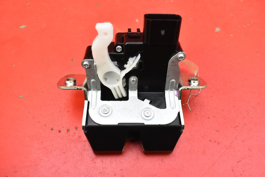lock bonnet rear part boot KIA SPORTAGE 5 V 21-25