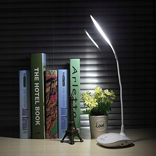 MOCNA LAMPKA LED BIURKOWA USB DLA DZIECKA BARWY KOLORY RGB LAMPA NA BIURKO Kolor biały