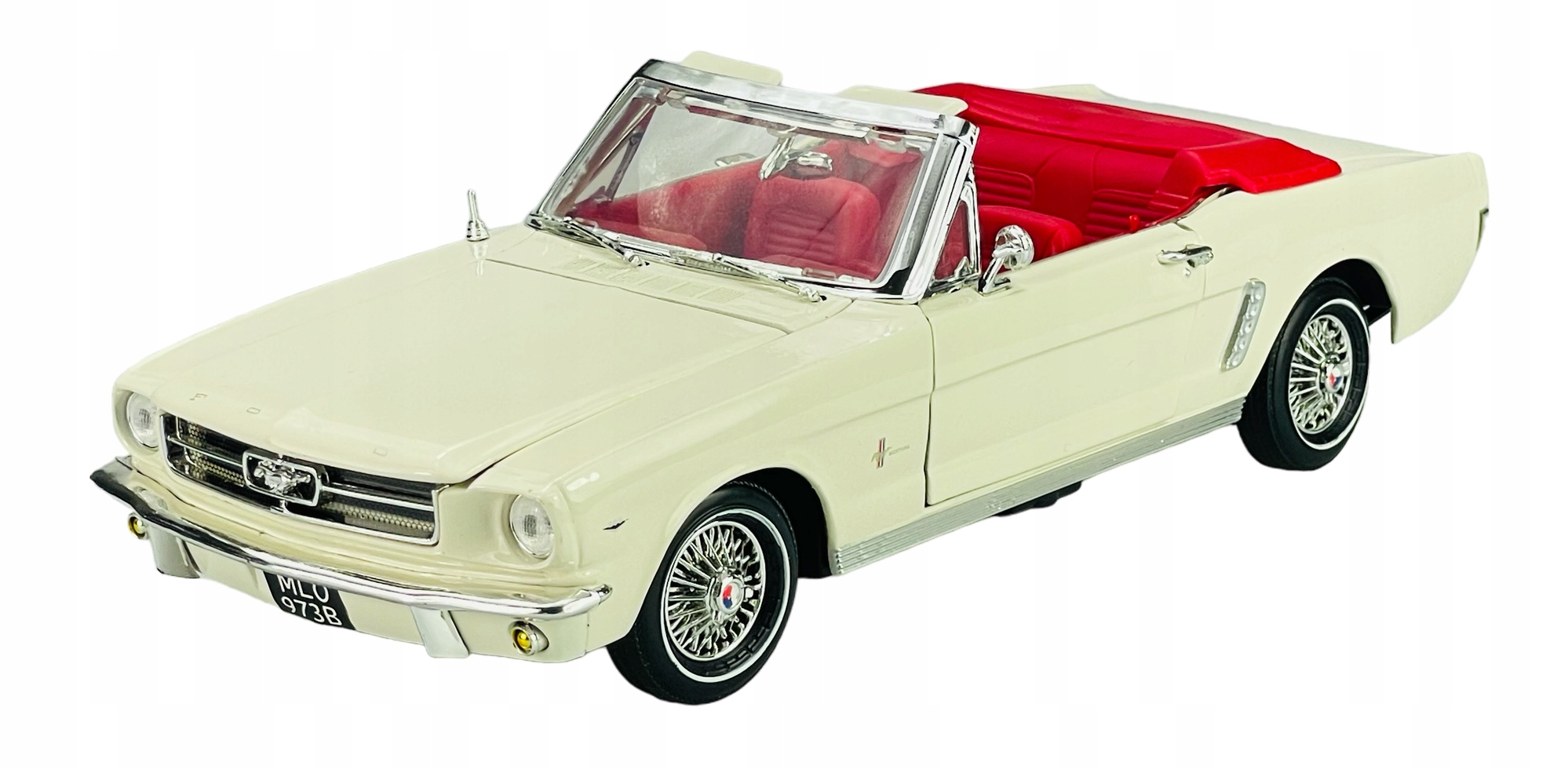 Motormax 1964 1/2 Ford Mustang James Bond Goldfinger 1:18 Nový Model 79833
