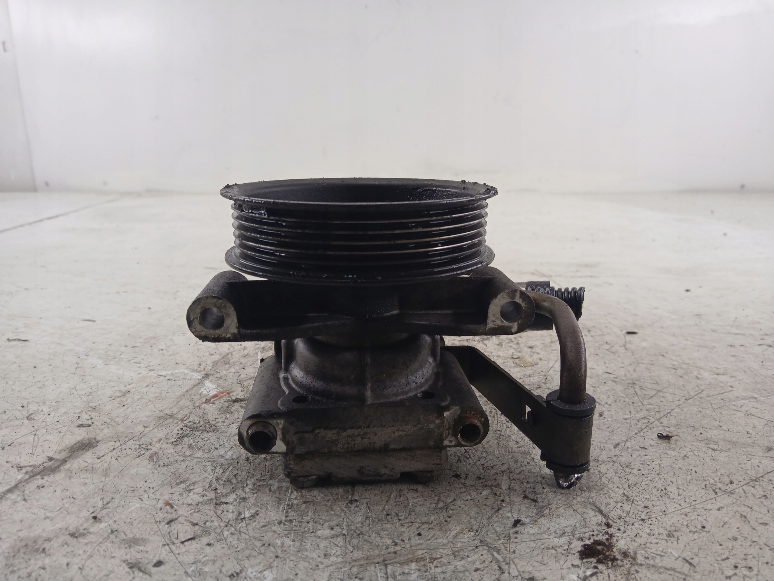 FORD FIESTA MK6 1.3 Pompa servosterzo 2S6C3A696CB