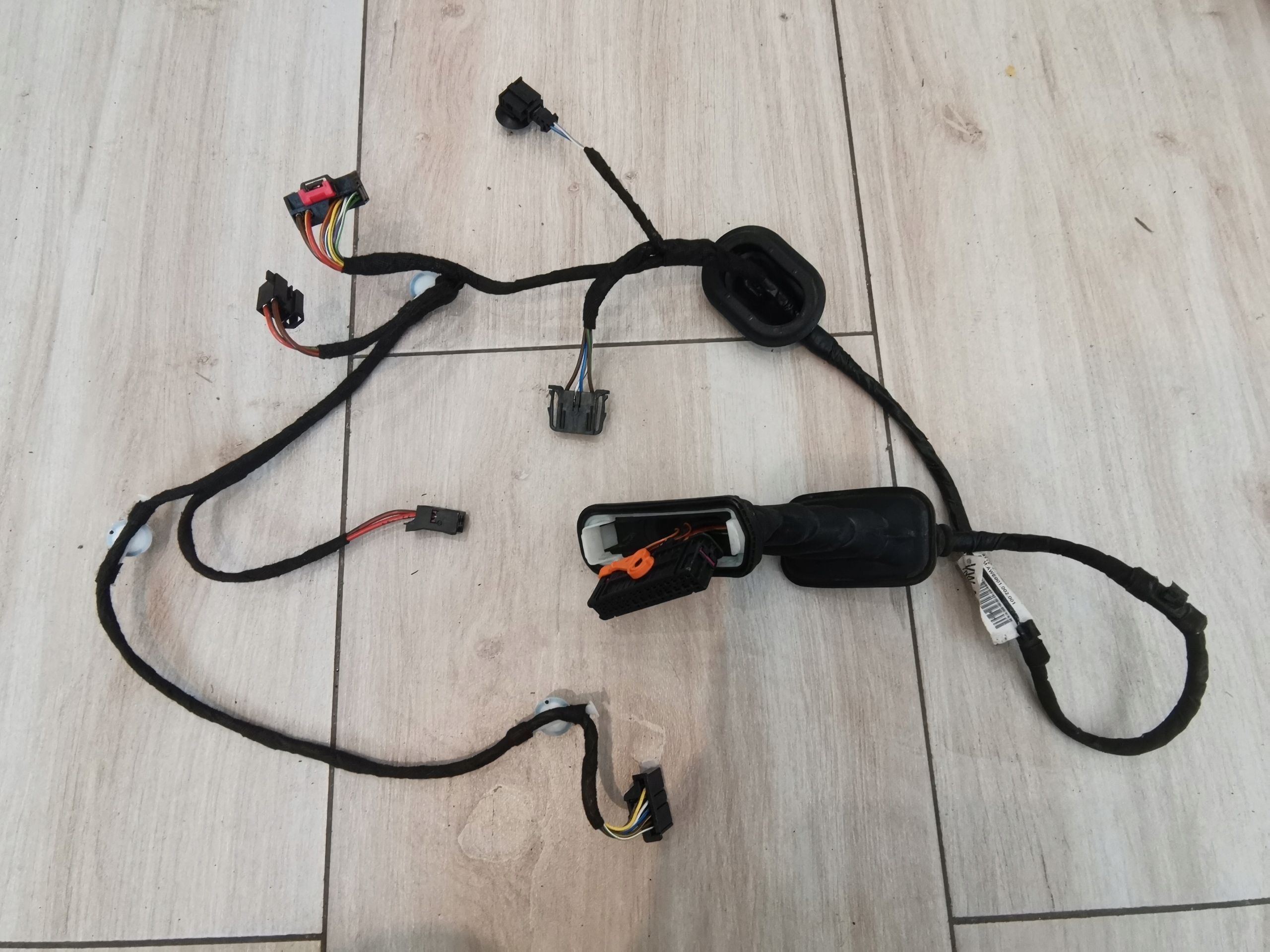 ДЖГУТ ПРОВОДІВ ЛІВИХ ДВЕРЕЙ ПЕРЕДНІЙ 7N0971121AM VW SHARAN