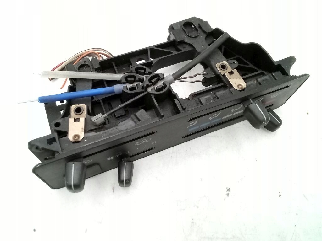 Toyota Rav4 and 1 control panel air conditioning devices