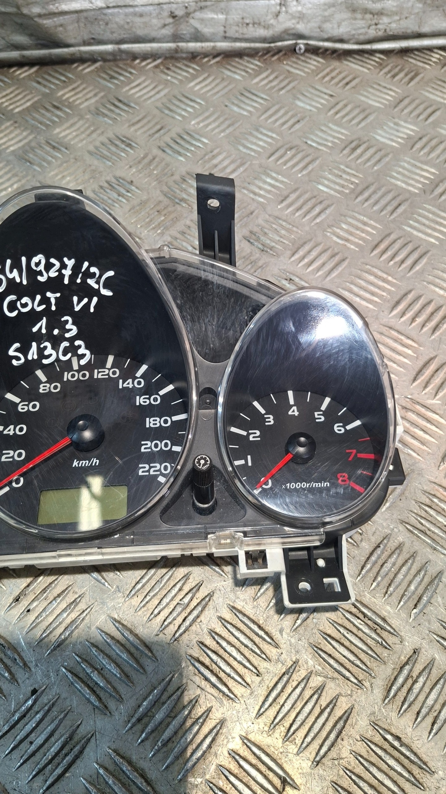 dials MITSUBISHI COLT VI 1.3