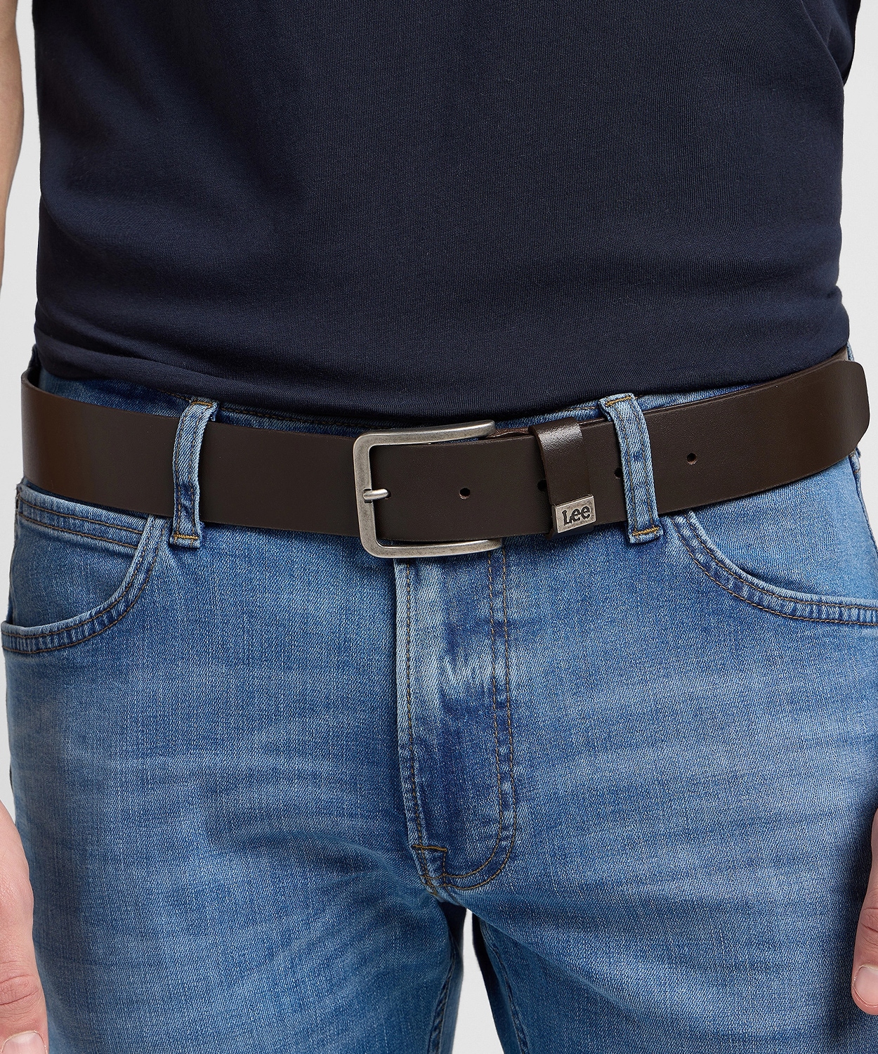 Pásek Lee Small Logo Belt 112124607 Dark Brown 90