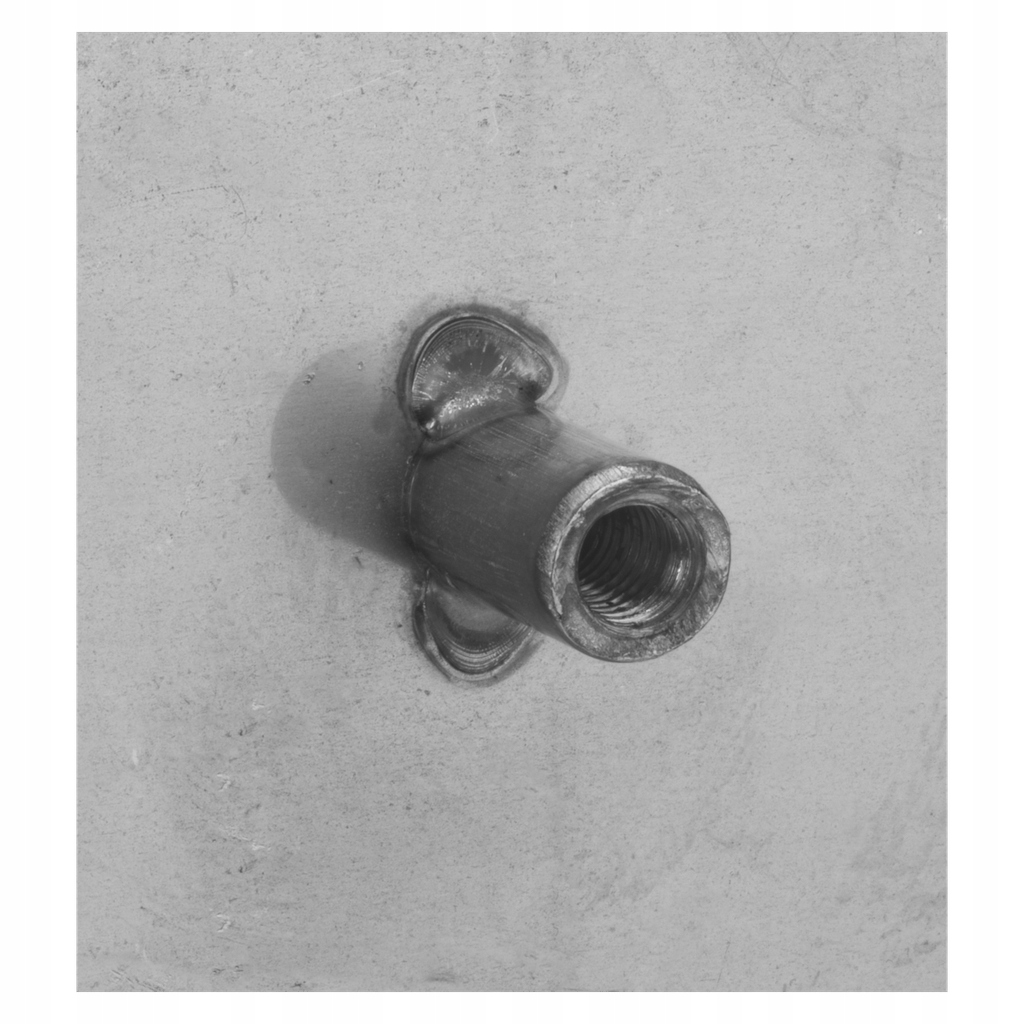 Cyfra elewacyjna Marka Hard Head