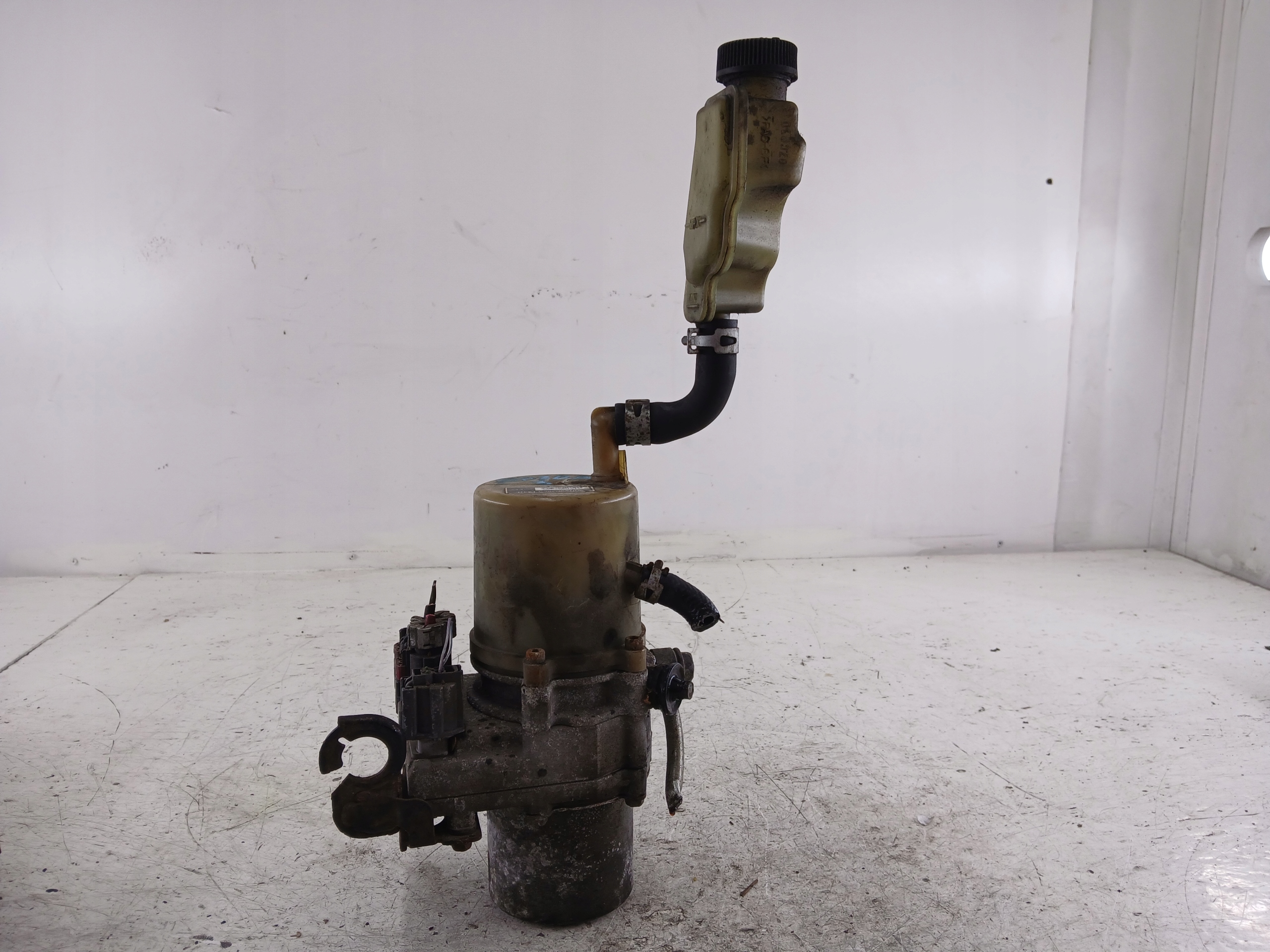 servo pump MAZDA 5 and 05-10