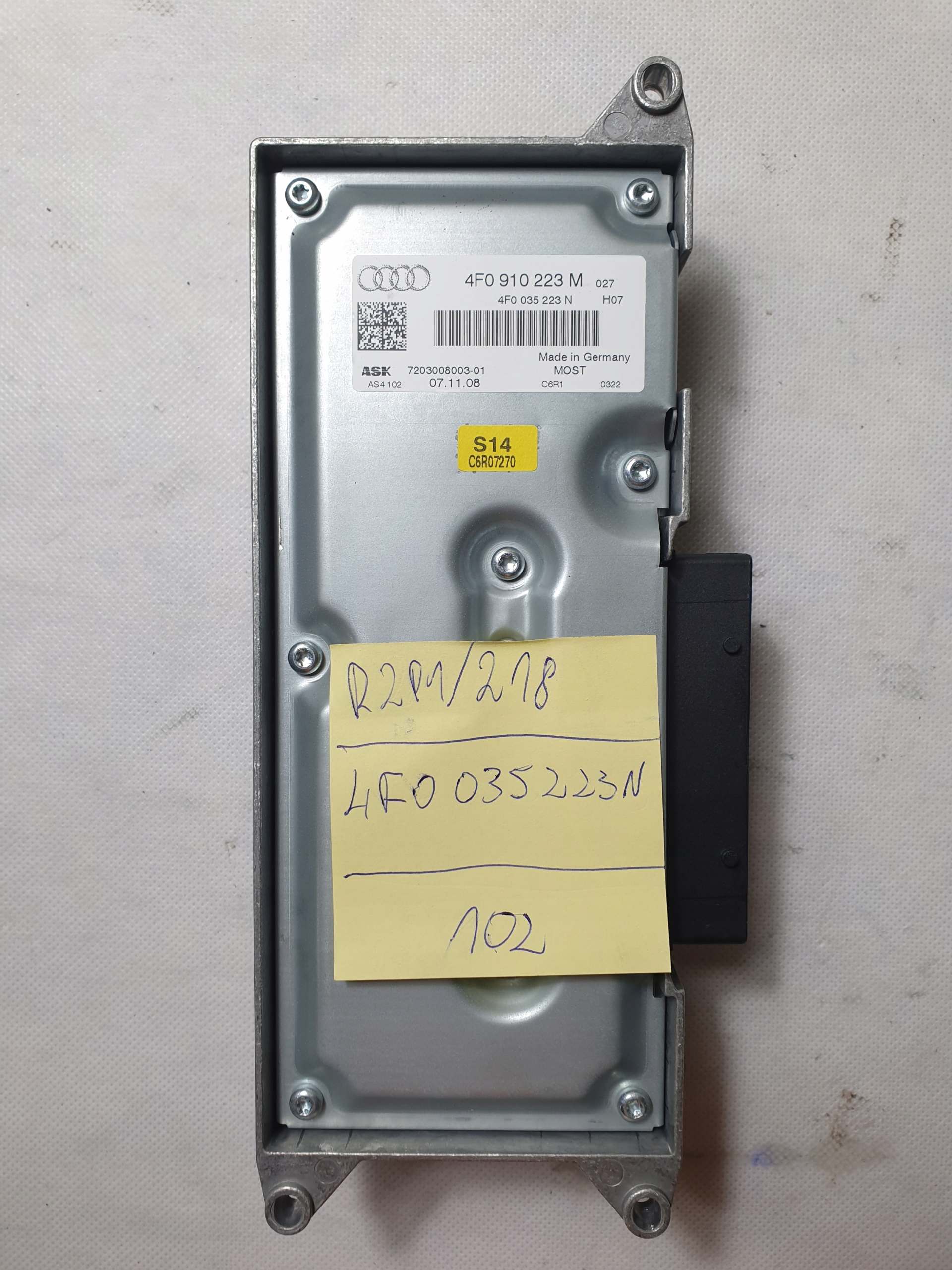 4F0910223M - Аудиоусилитель Audi A6 C6 4F0035223N