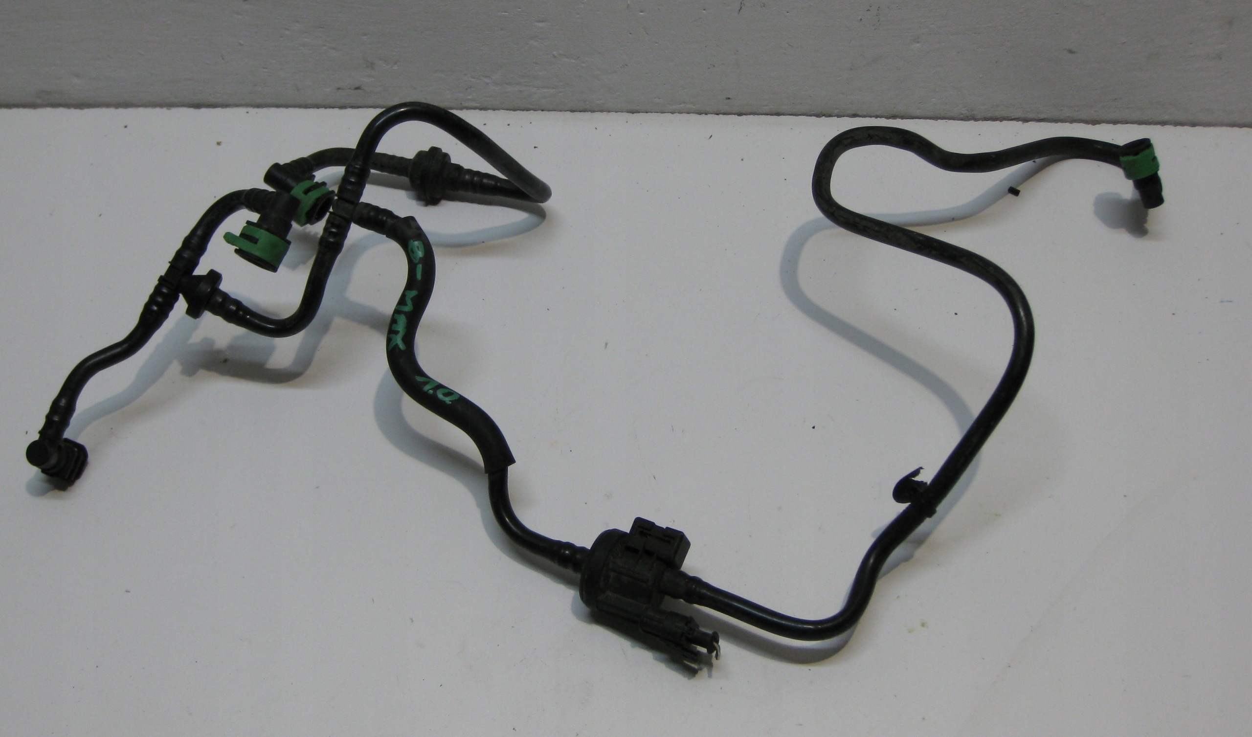 FORD B-MAX 13R 1.0EB hose pipe fuel line C1B1-9C987-AB