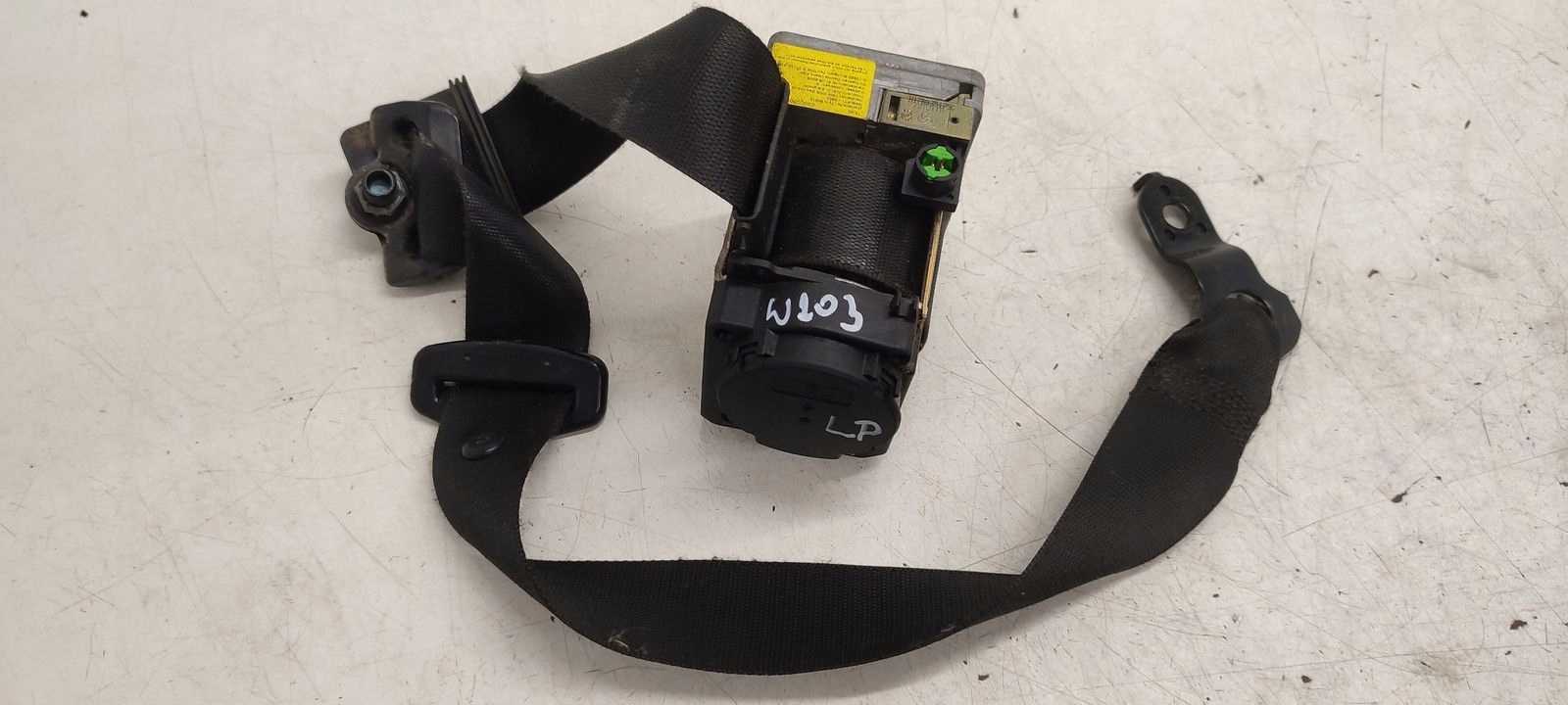 tension belt safety left front Mercedes W203 2,2 CDI