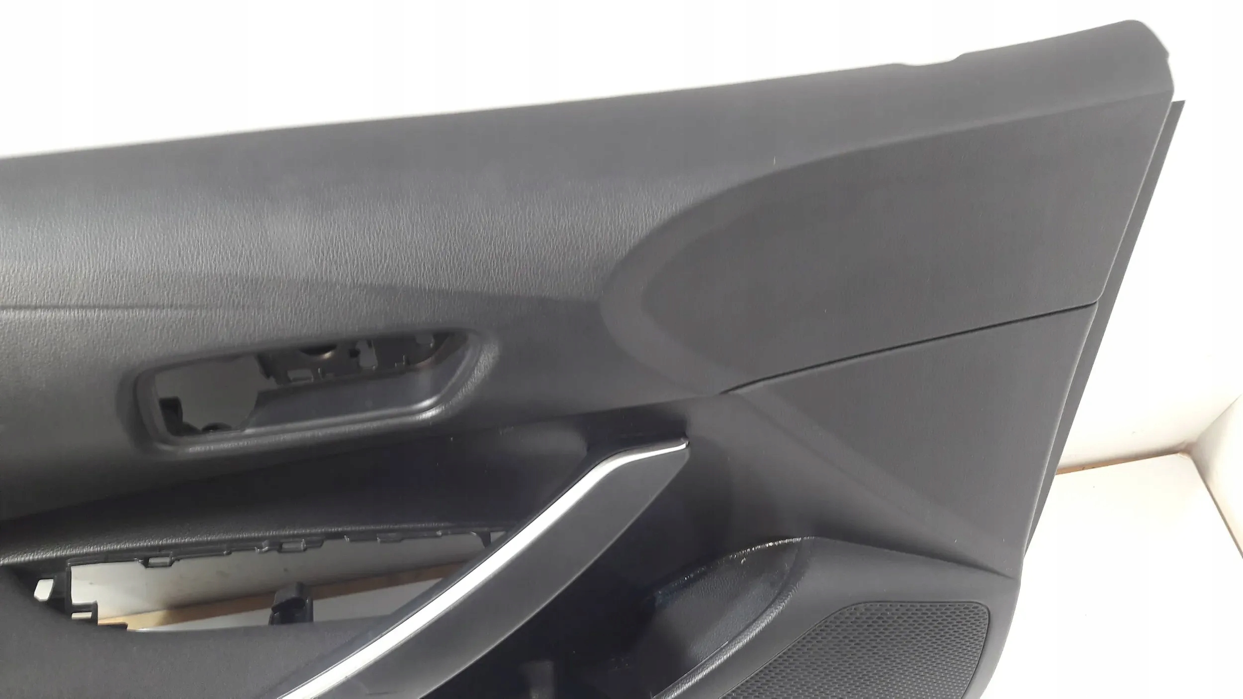 Toyota Corolla E21 side door left front 67612-X1601 (ET5)