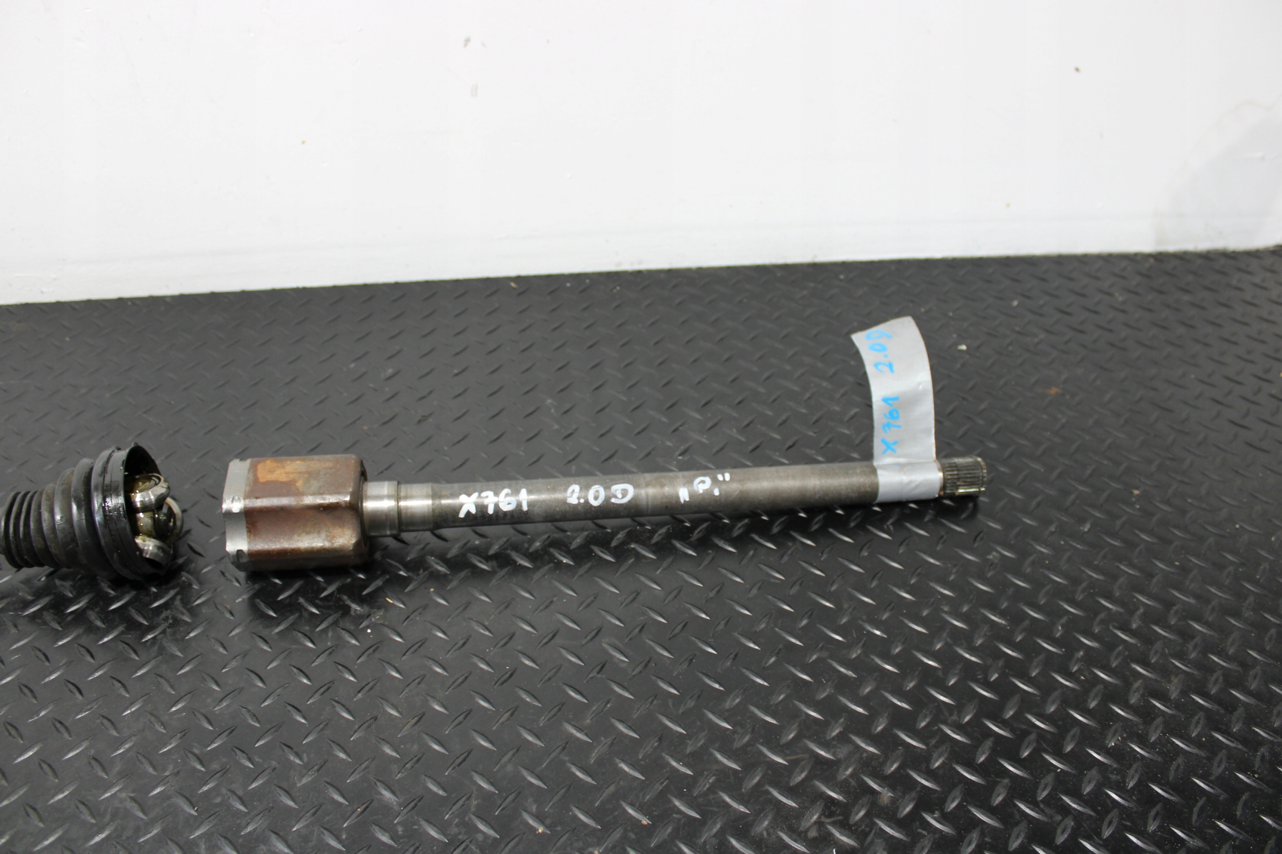 semi-axis semi-axis right front JAGUAR F-PACE X761 HK83-3N128-AA