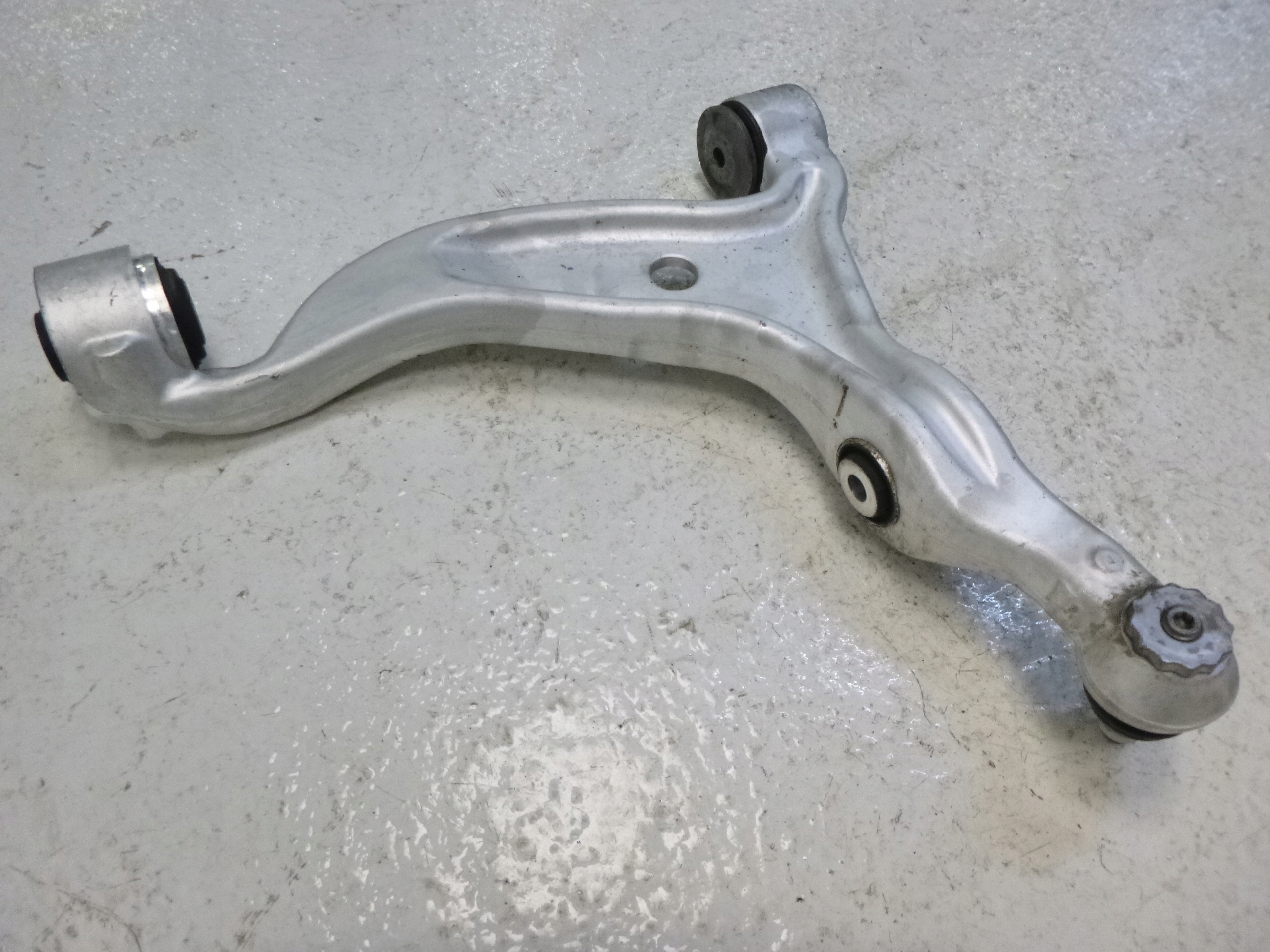 MERCEDES GLE GLS W167 arm right front lower