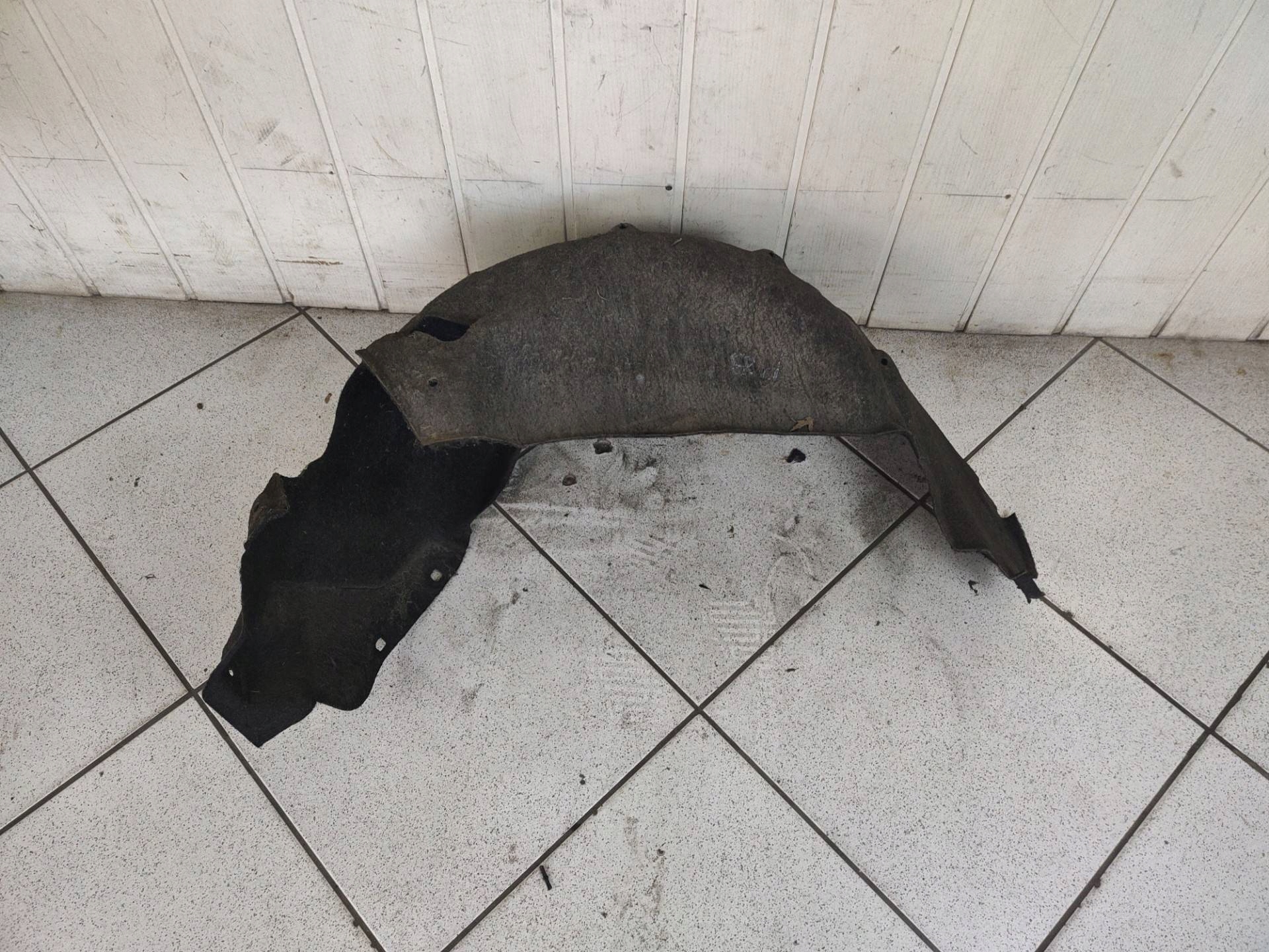 mudguard rear part left side Toyota Sienna 3 2011