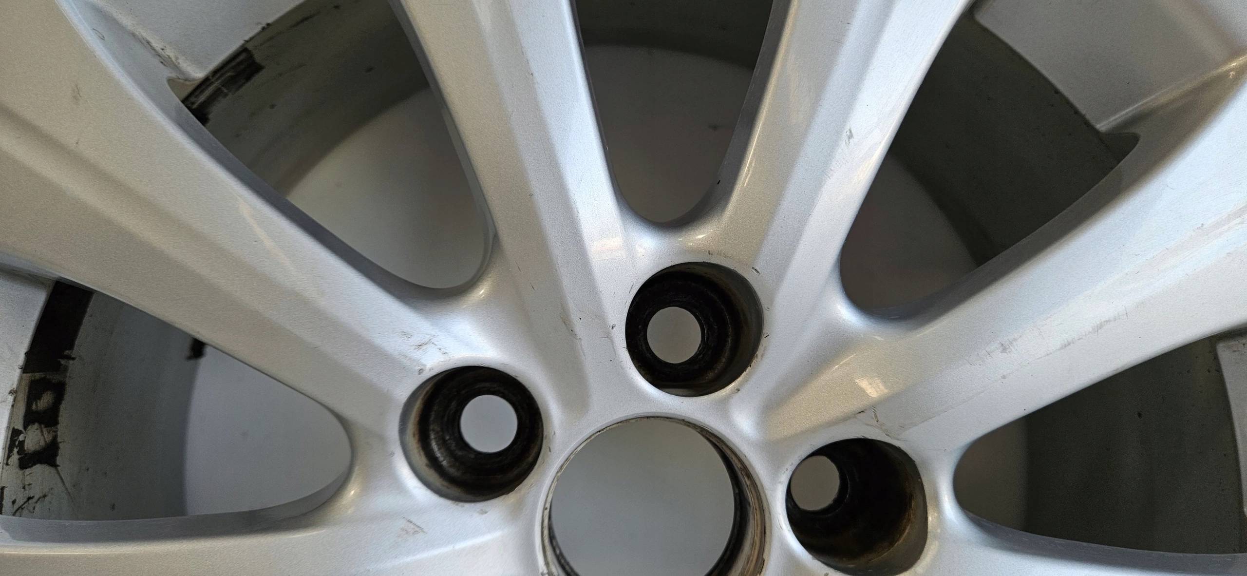 disk hliníkový LEXUS AHC 17 17x7,5J ET45 5x114,3