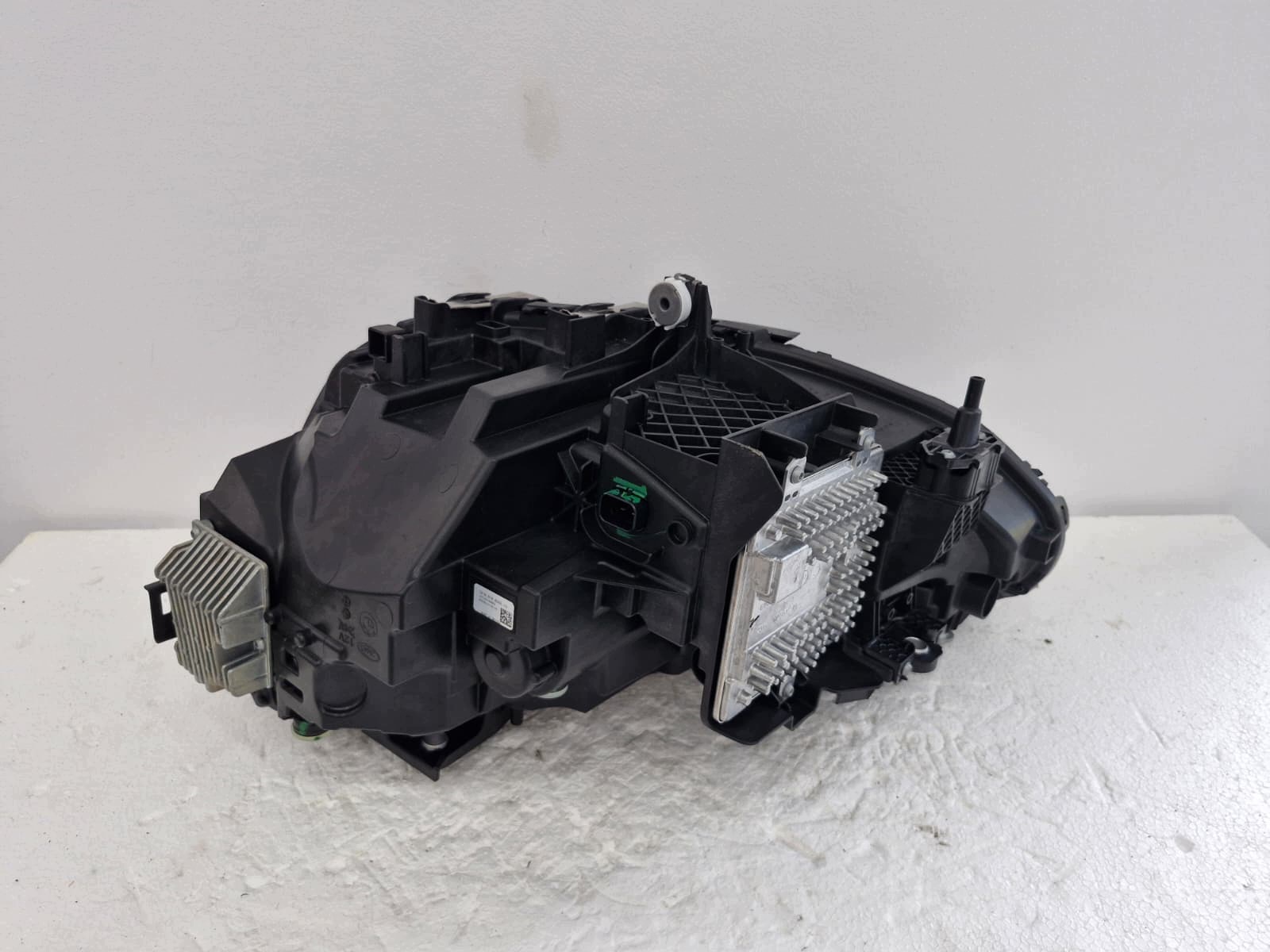 light right BMW 2 G42 M2 G87 FULL LED