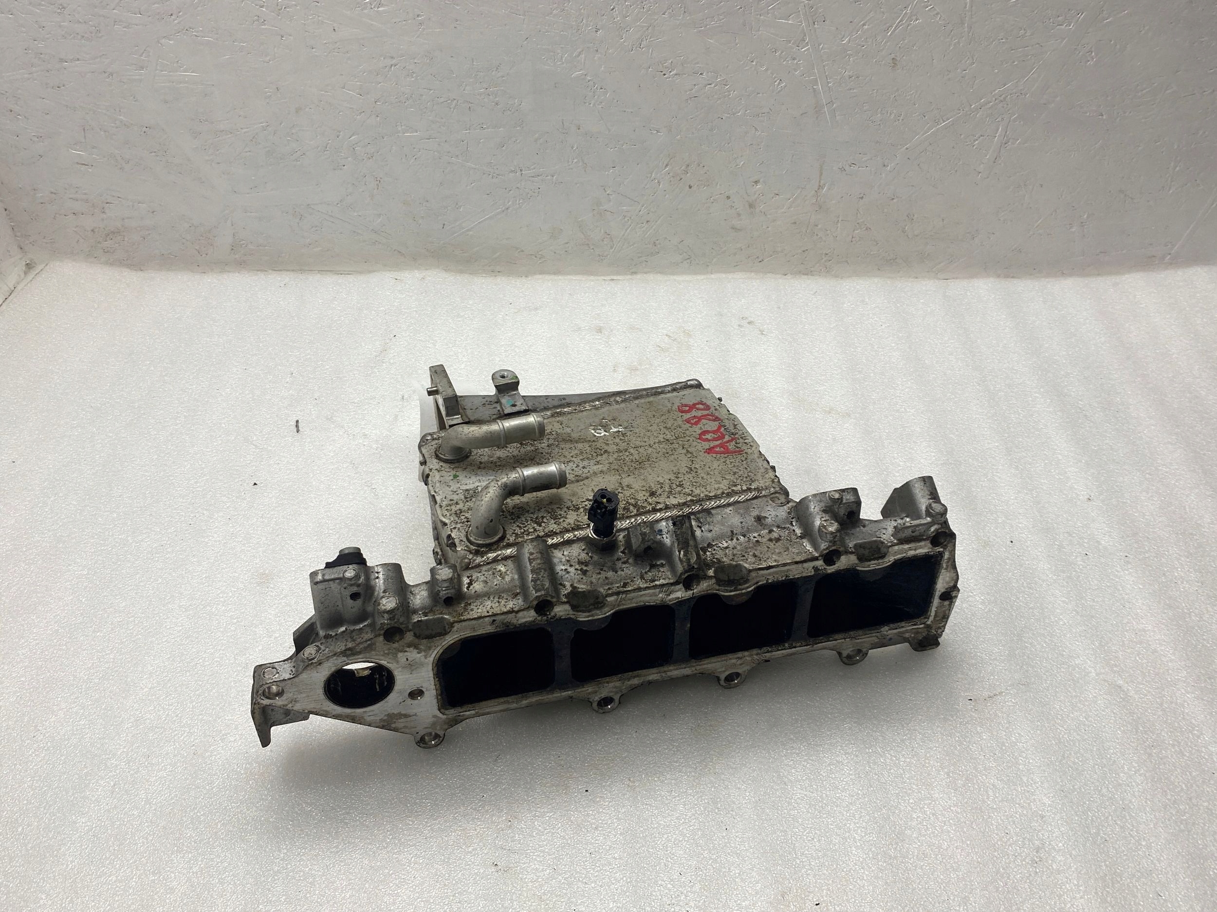 Audi OE 04L129766AL коллектор Впускный