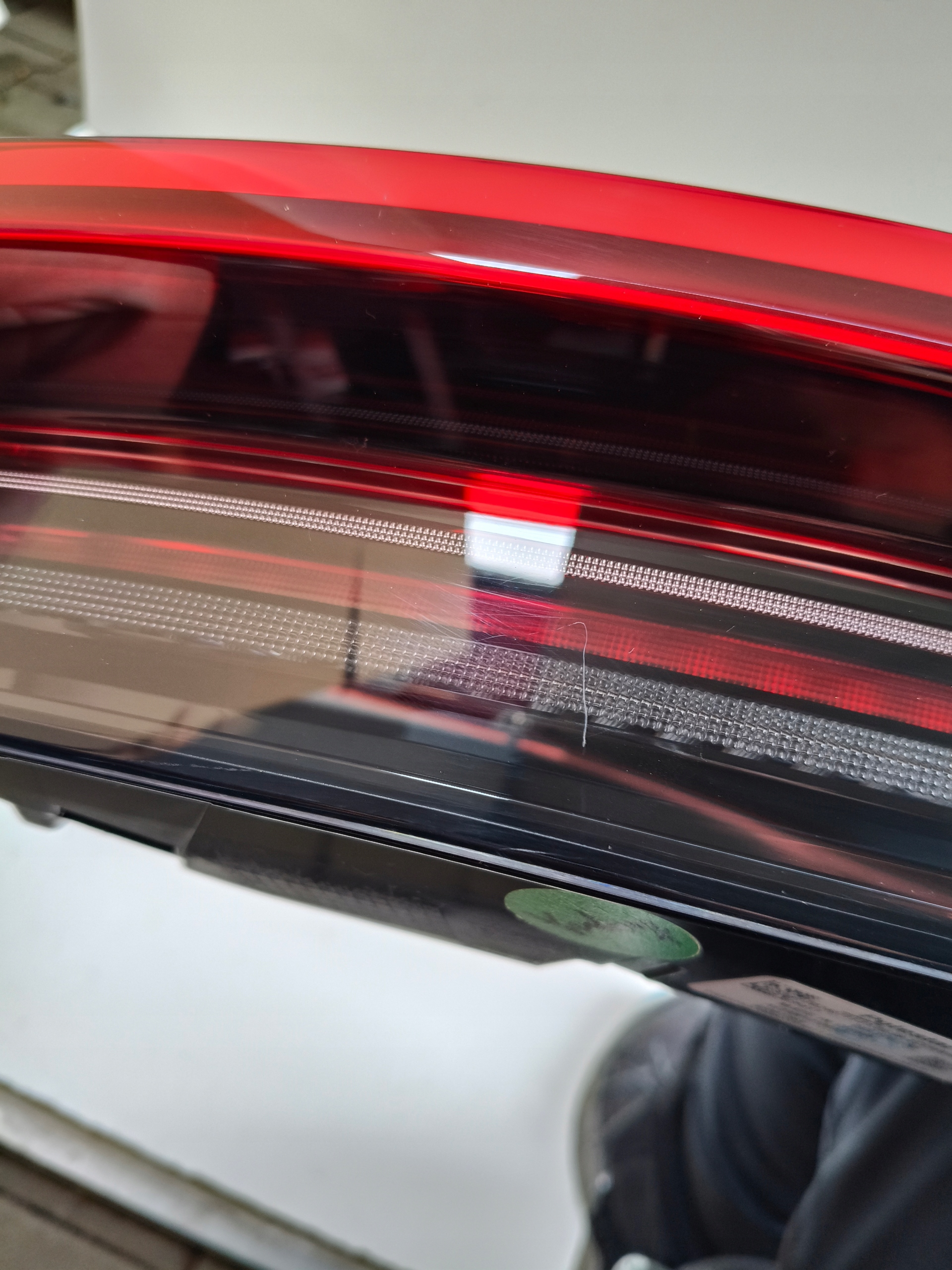 light rear cap bonnet VOLVO POLESTAR 4 24- LED