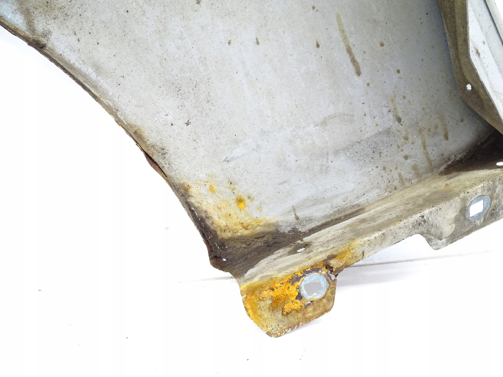 fender right front front MERCEDES CLS W219 (775)