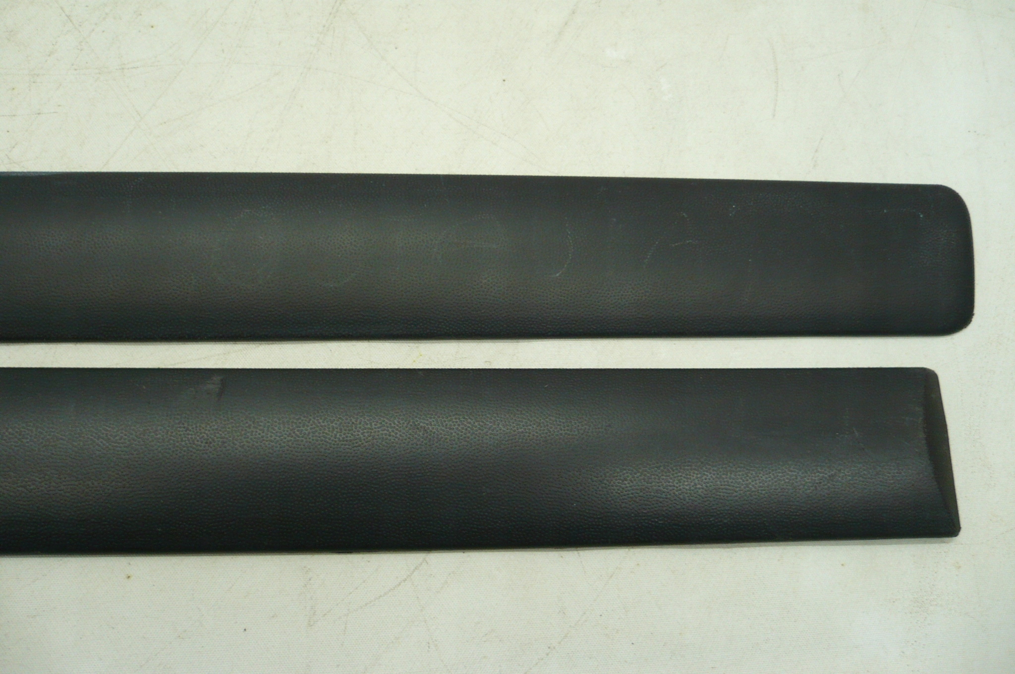 SKODA OCTAVIA II 2 moulding door right front + rear part 2004-08 ROK