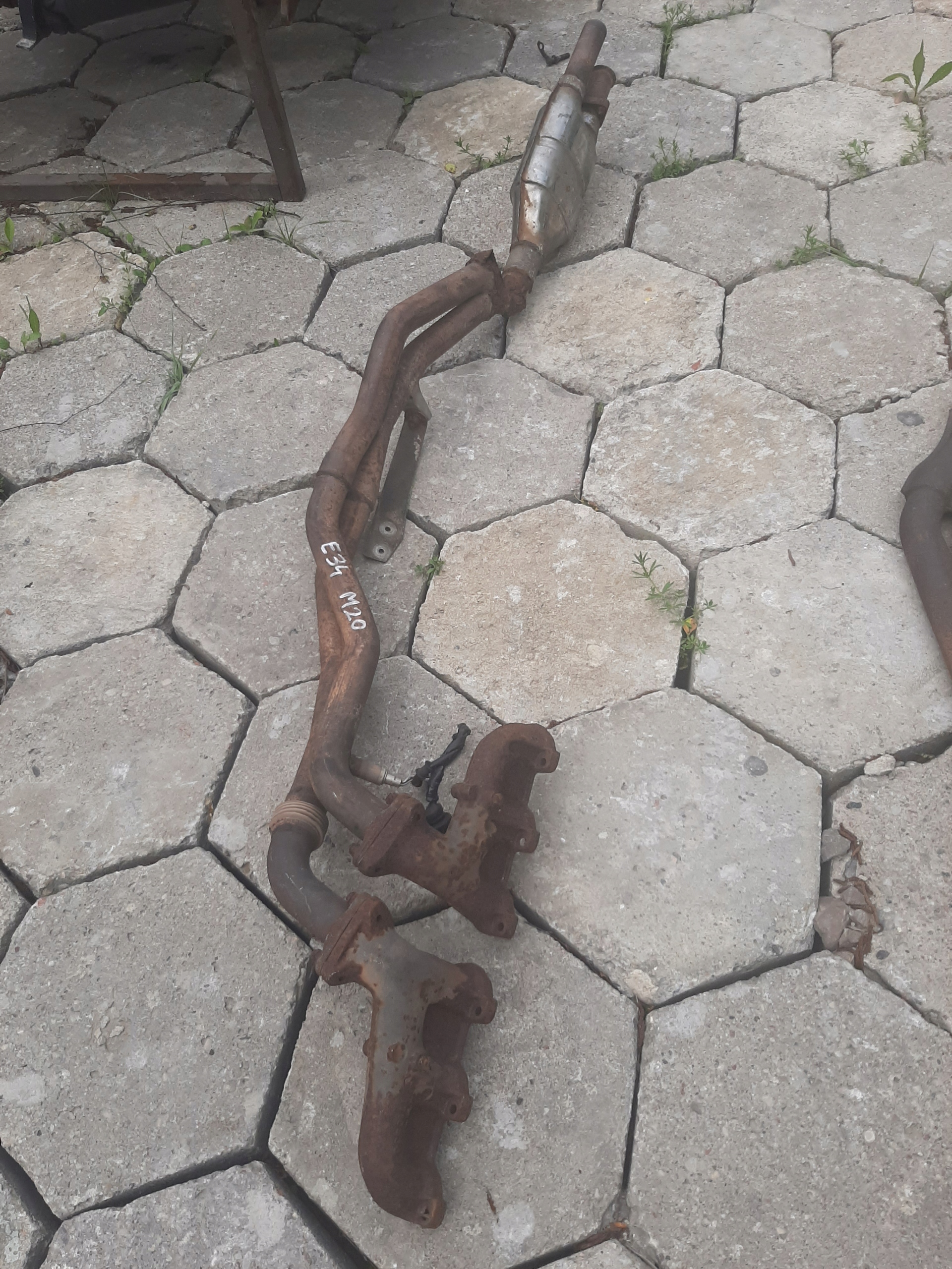 Bmw e34 M20 выхлопные коллекторы портки