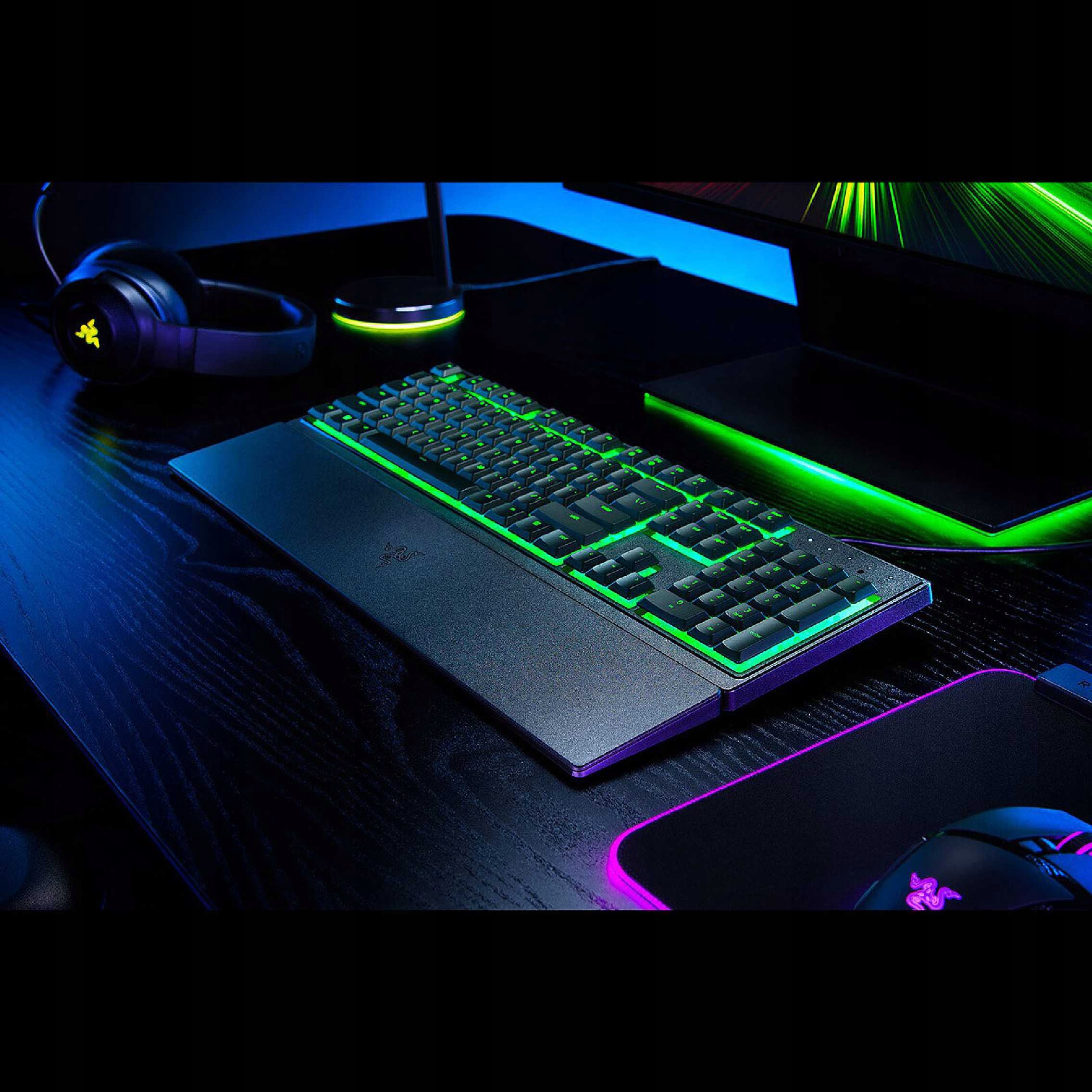 Razer Ornata V3 X, nízkoprofilová mechanická membránová klávesnica Rgb, špa
