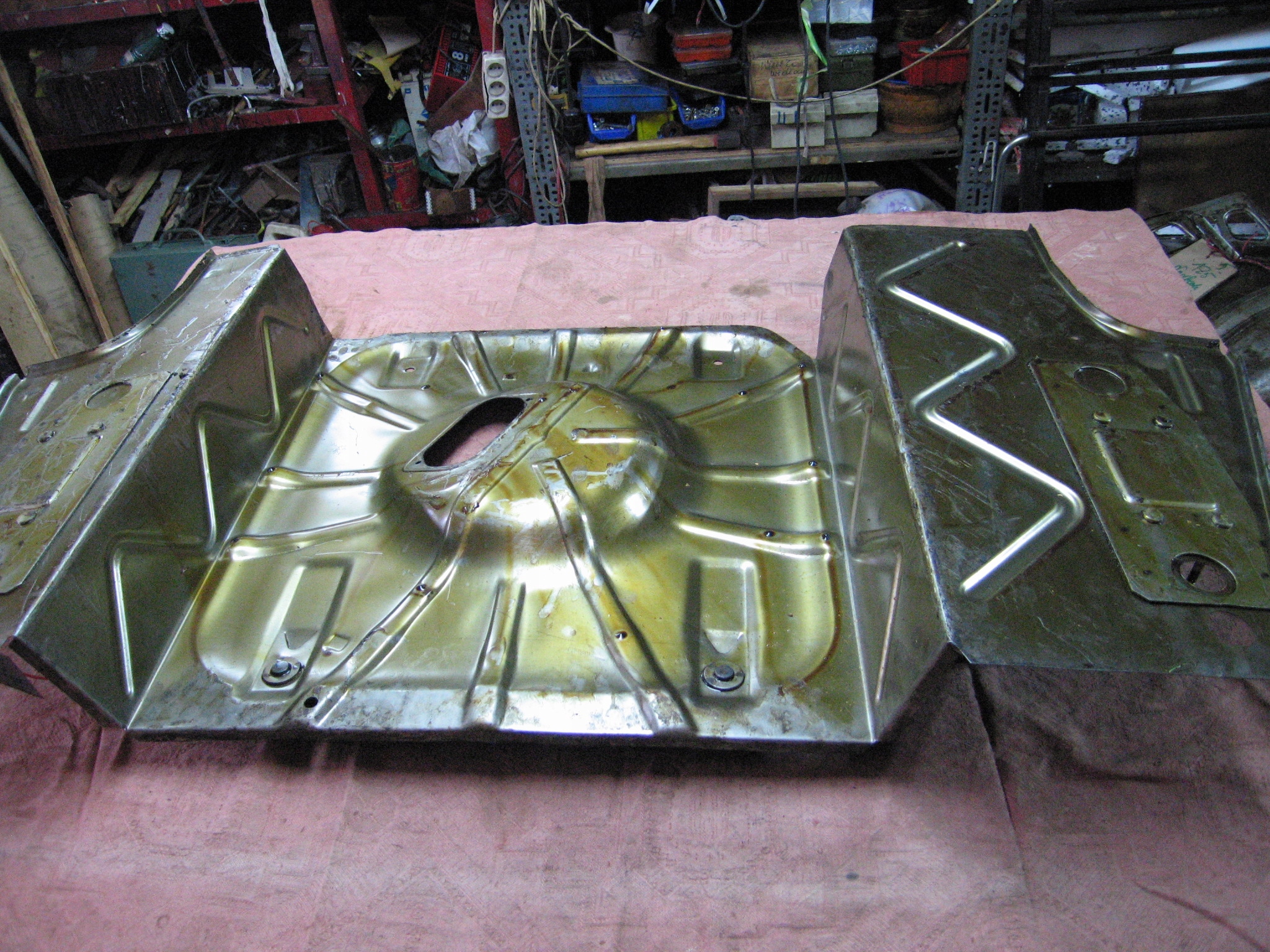 000019 - Задня підлога багажника Fiat 125p, Polonez