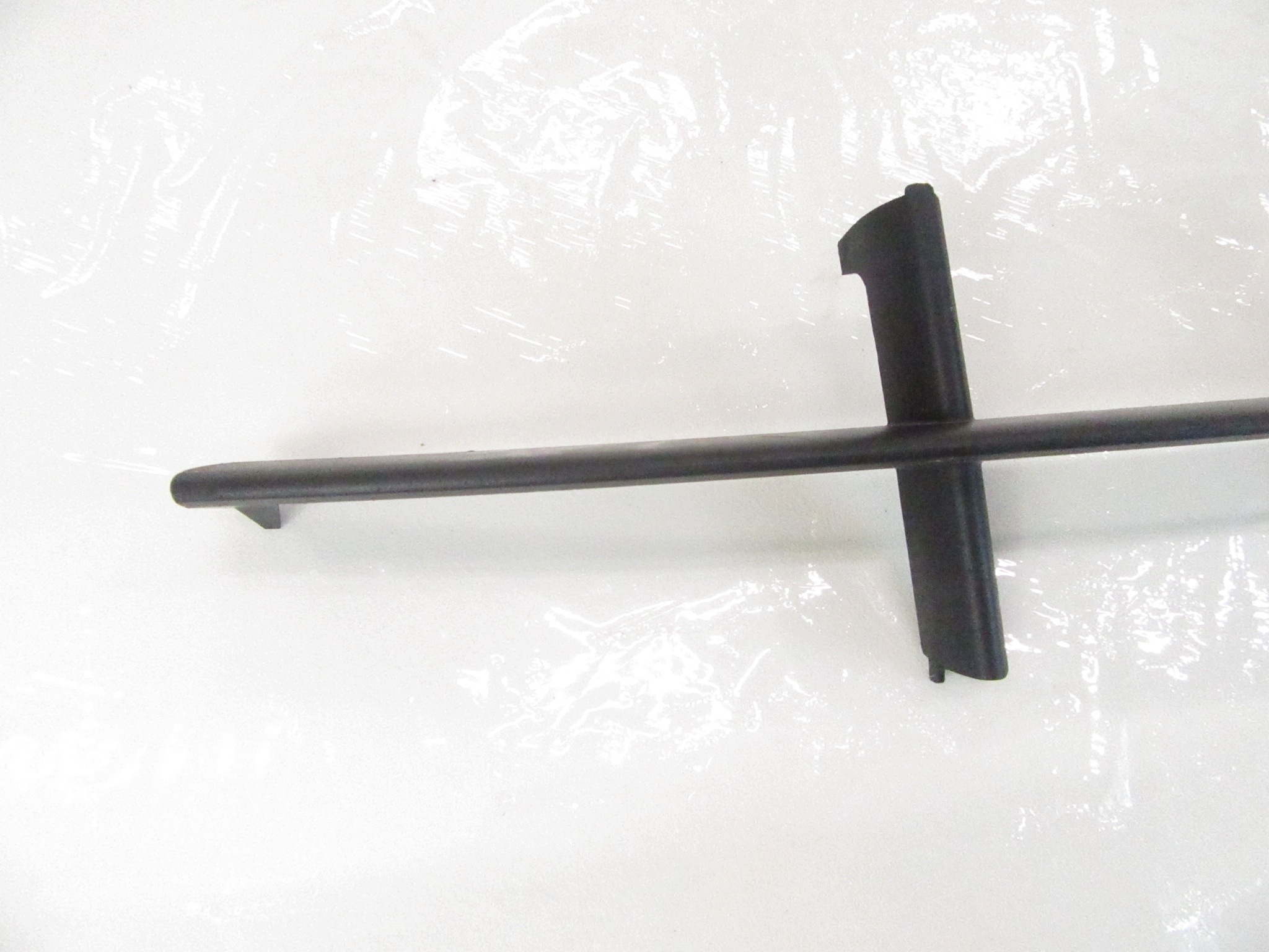 Lüftungsgitter Blende Abdeckung der Stoßstange mitte BMW e60 e61 Sedan KOMBI
