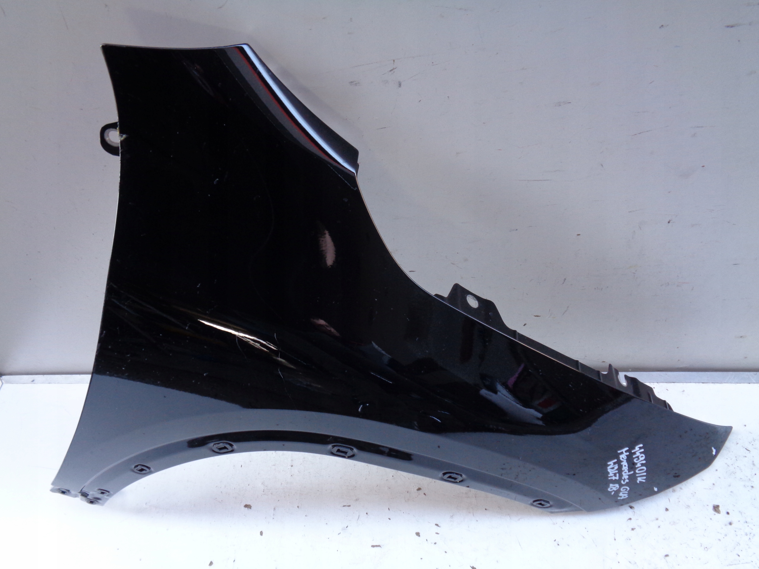 fender right front MERCEDES GLA W247 18- NR 44940