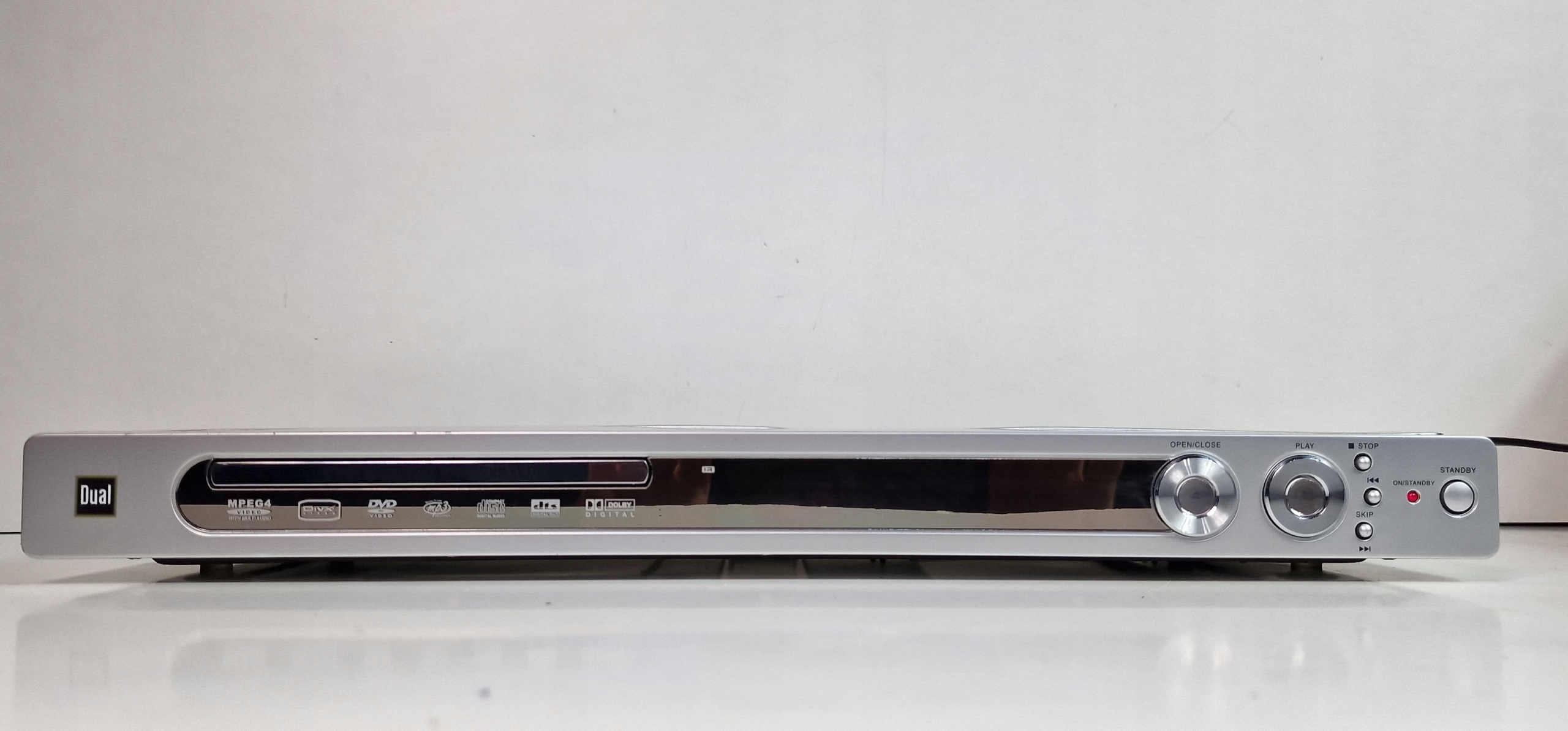 Dual odtwarzacz DVD CD player DVD D1019-2 Marka Dual