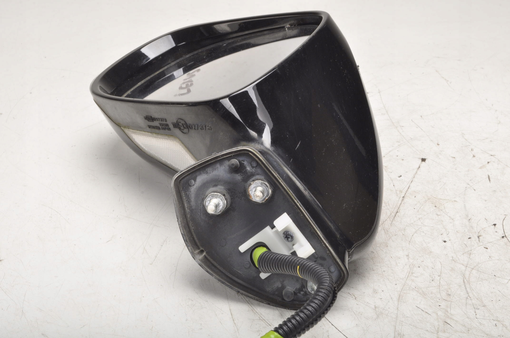 LEXUS IS II LUSTERKO LEWE 10 PIN ANGLIK Typ samochodu Samochody osobowe