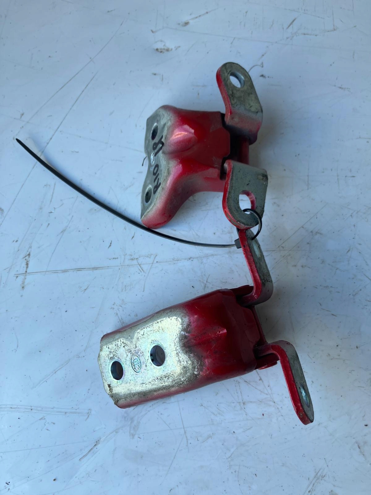 hinges door left front KIA RIO IV BEG KOMPLET