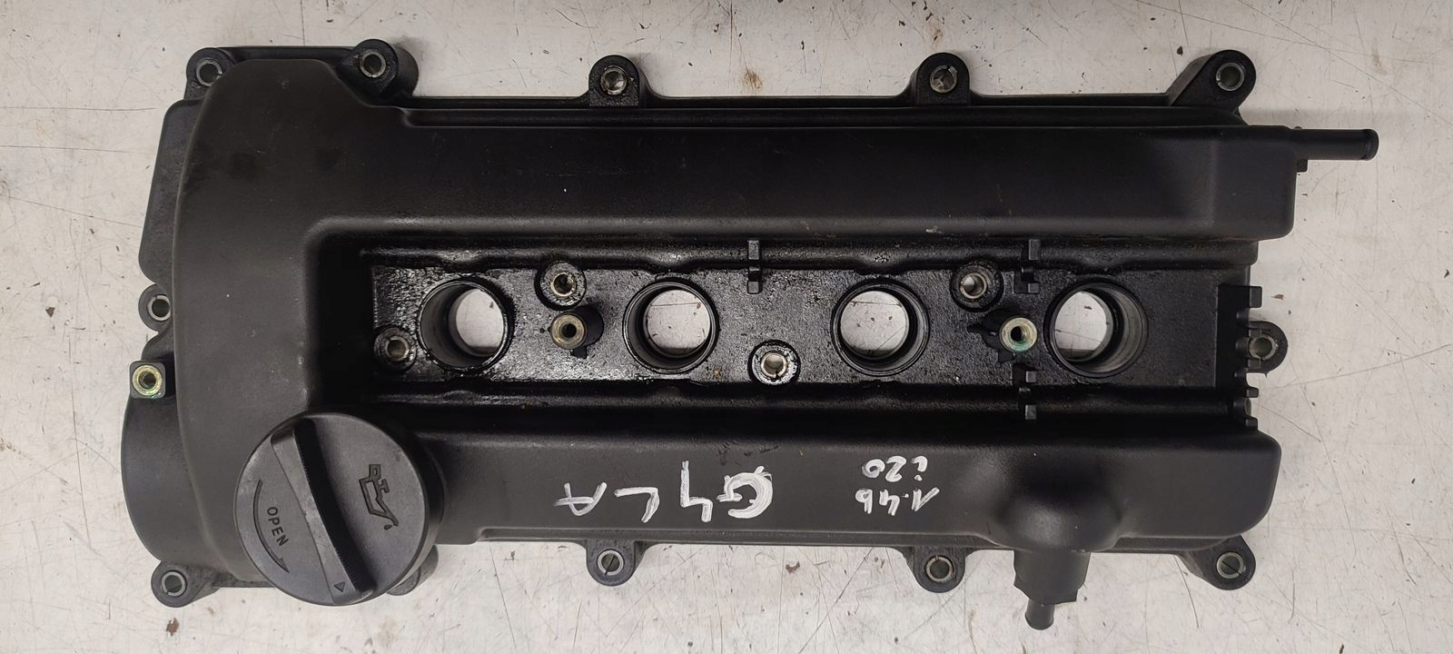 Abdeckung der Ventile Hyundai i20 1,2 16V Benzin G4LA