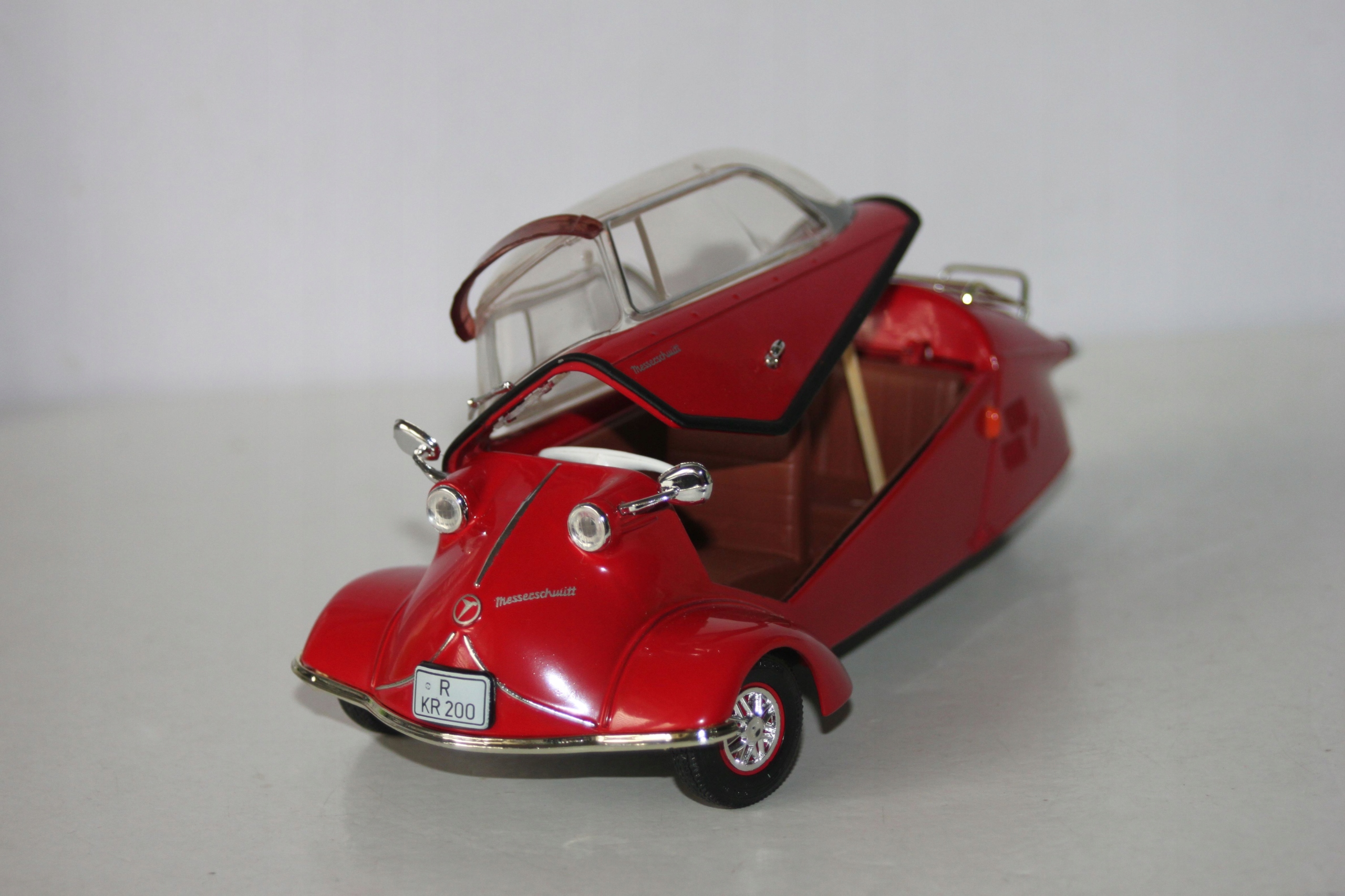 コ*リ様 Revell Messerschmitt KR 200 ミニカー　1/ コ*リ様 Revell Messerschmitt KR 200 ミニカー 1/