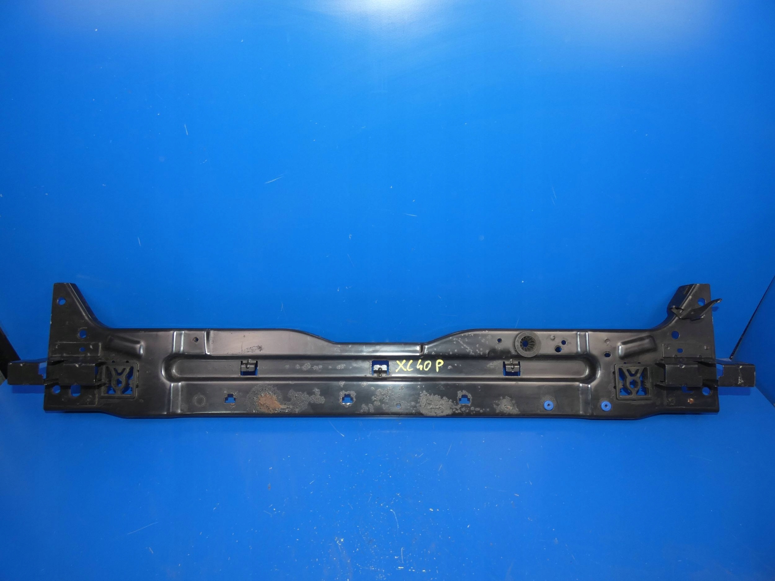 VOLVO XC40 support panel for radiators pillar iron front