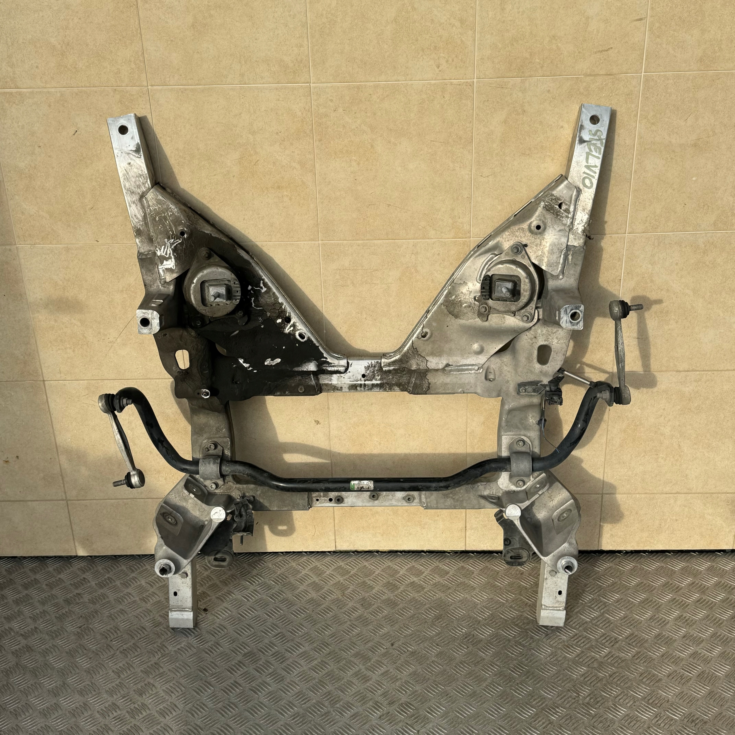 AXLE BEAM SUBFRAME AXLE BEAM FRONT ALFA ROMEO STELVIO 2017 ROK 2.2 DIESEL