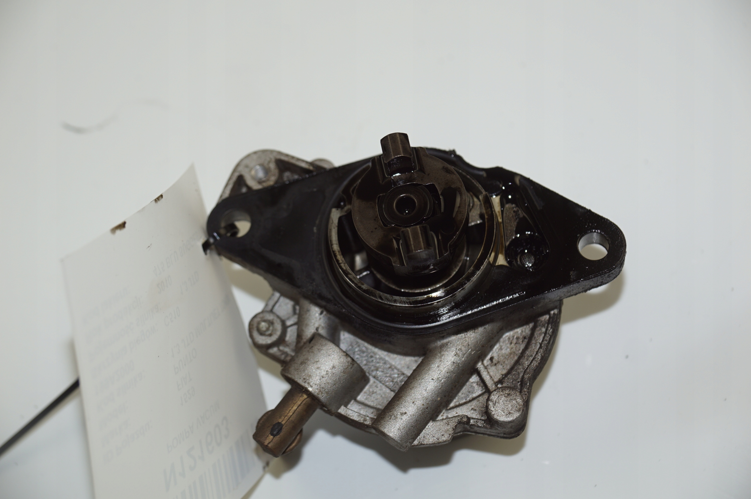Pompa VACUM 73501167 FIAT PUNTO EVO