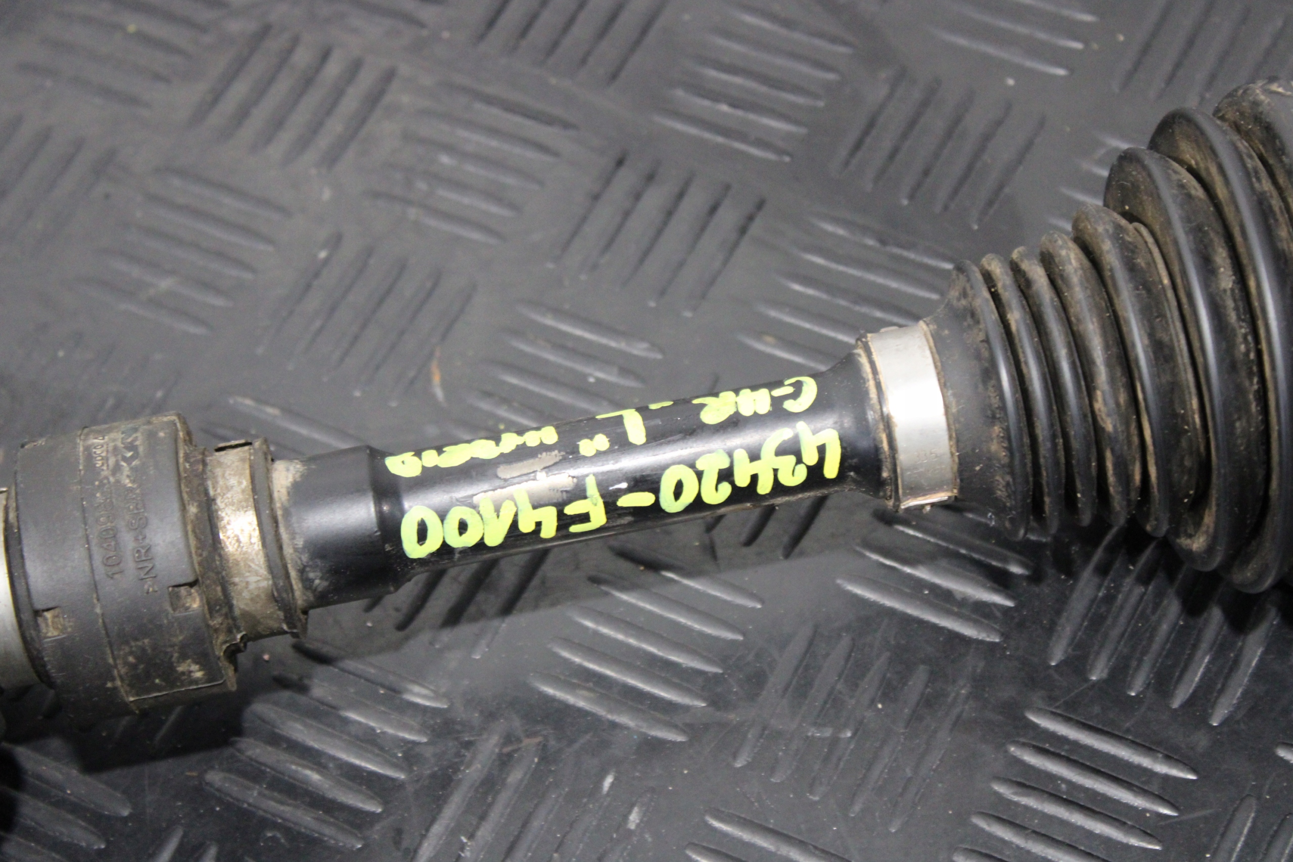 semi-axis semi-axis left front TOYOTA CHR LIFT 43420-F4100