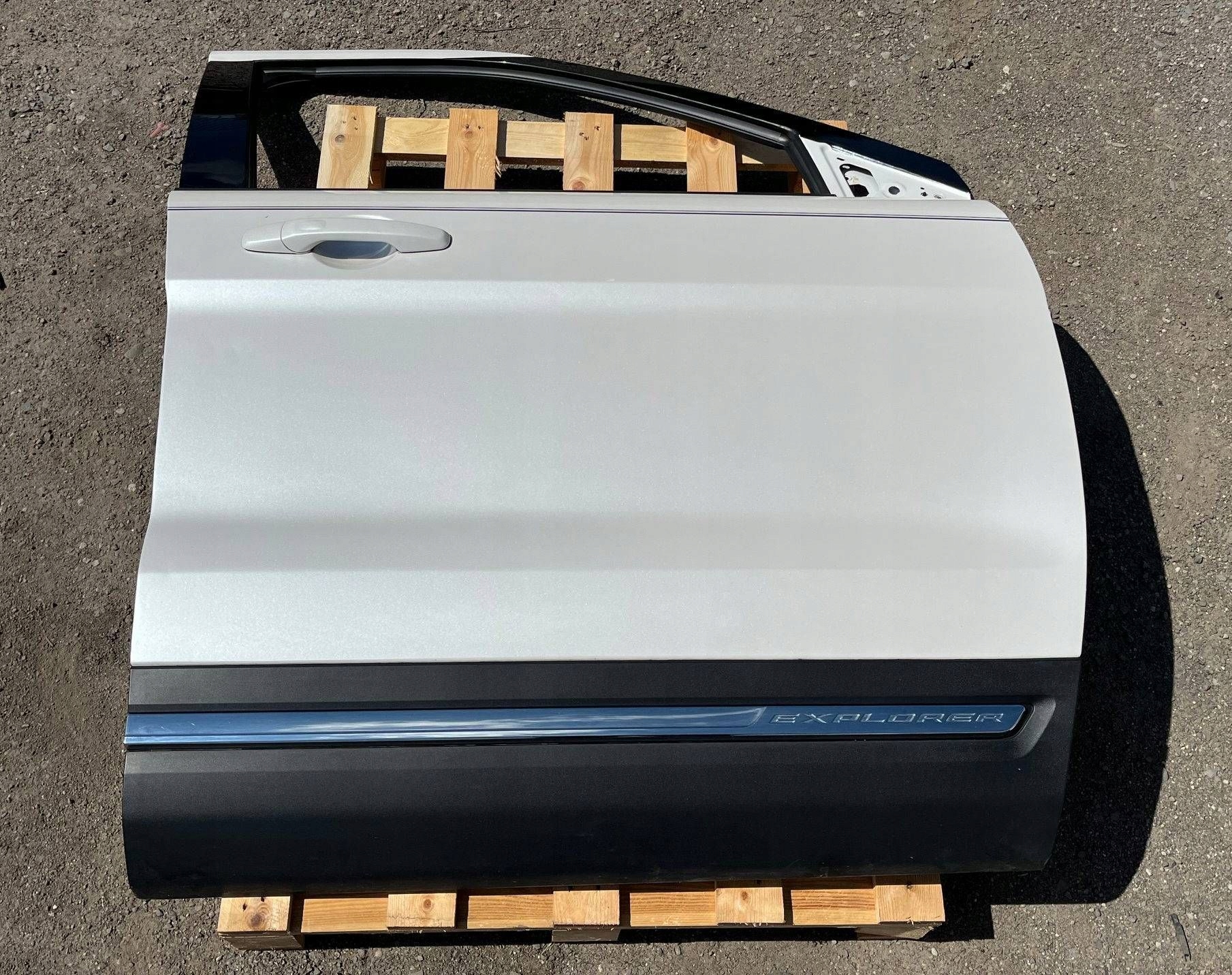 Tür rechts vorne vorne Ford Explorer 2016-2019