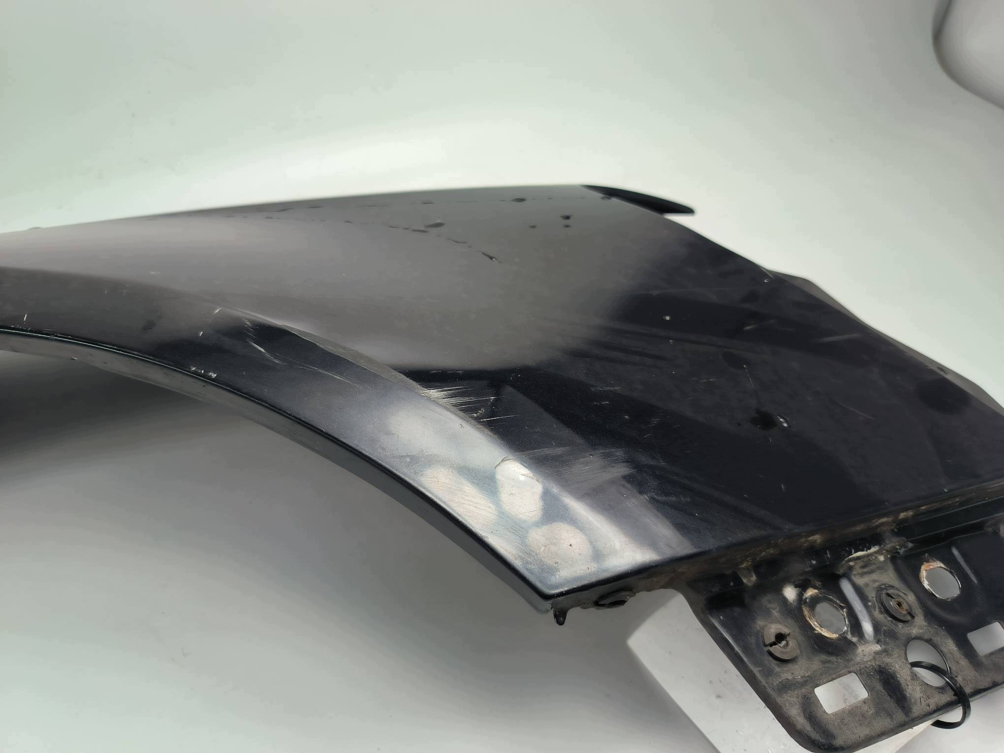fender right front VOLKSWAGEN PASSAT B6